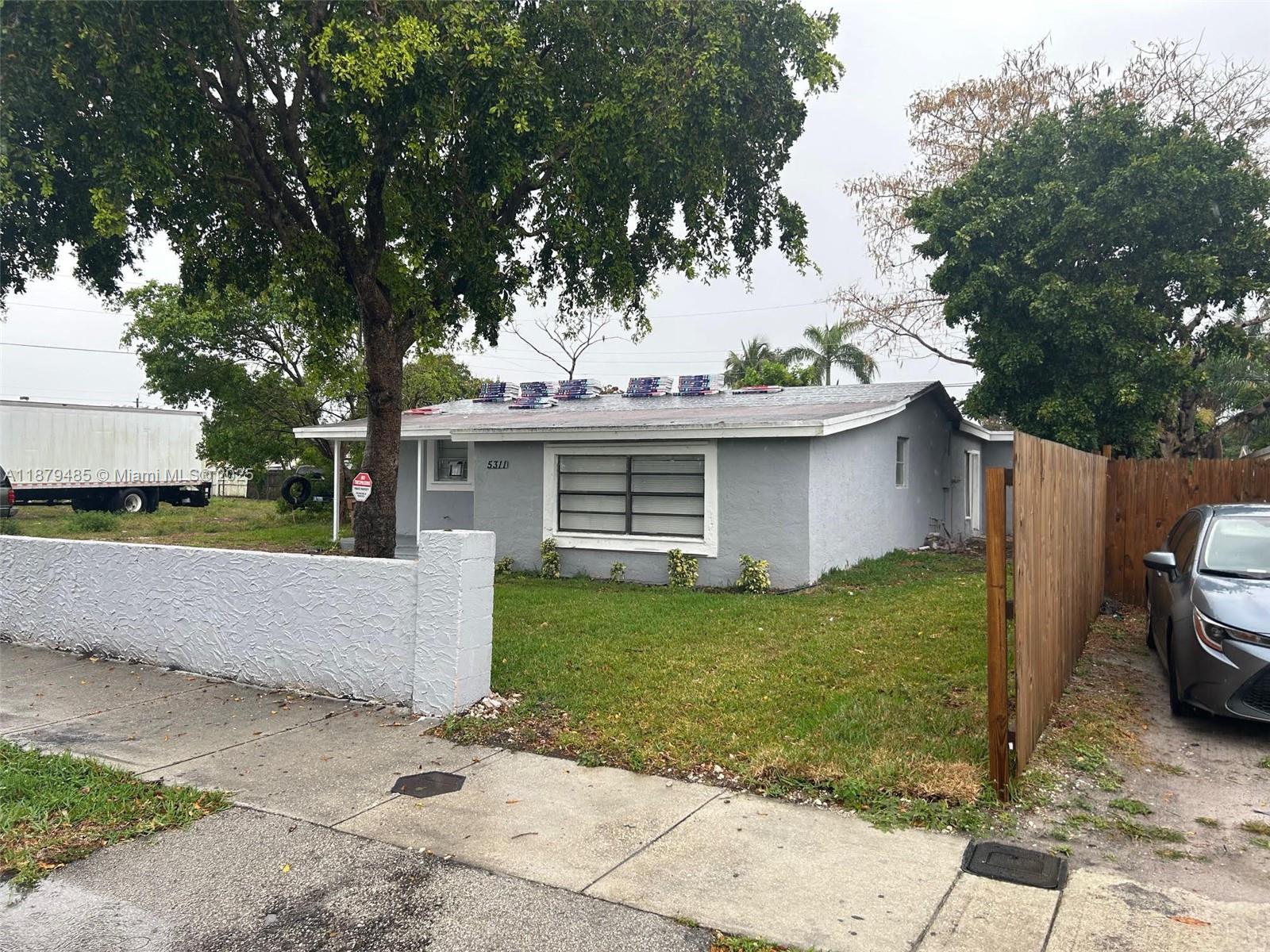 See details / sq. ft. $ 2025-09-16 0 Photo