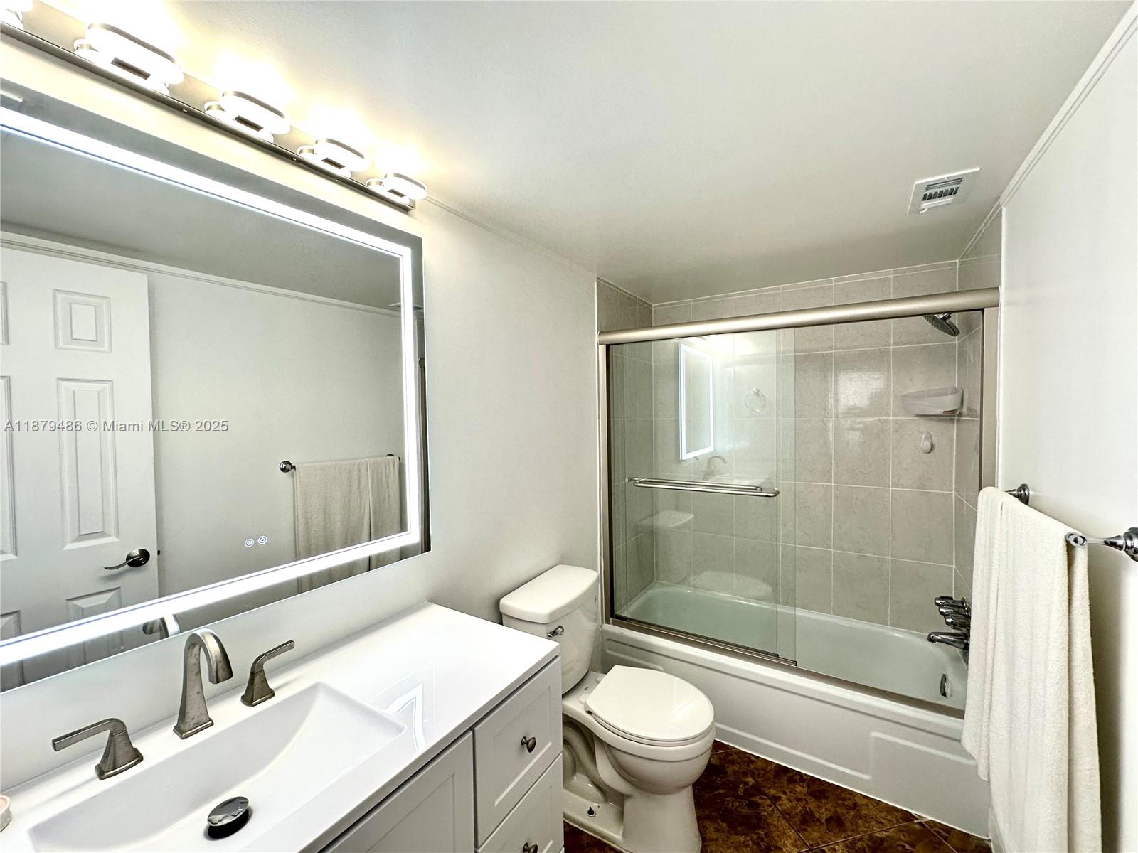 Photo of 1849 Ocean Dr  #605, Hallandale Beach, Florida, 33009 - 