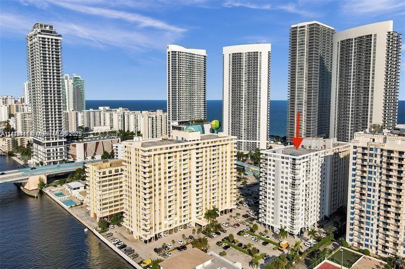 Photo of 1849 Ocean Dr  #605, Hallandale Beach, Florida, 33009 - 