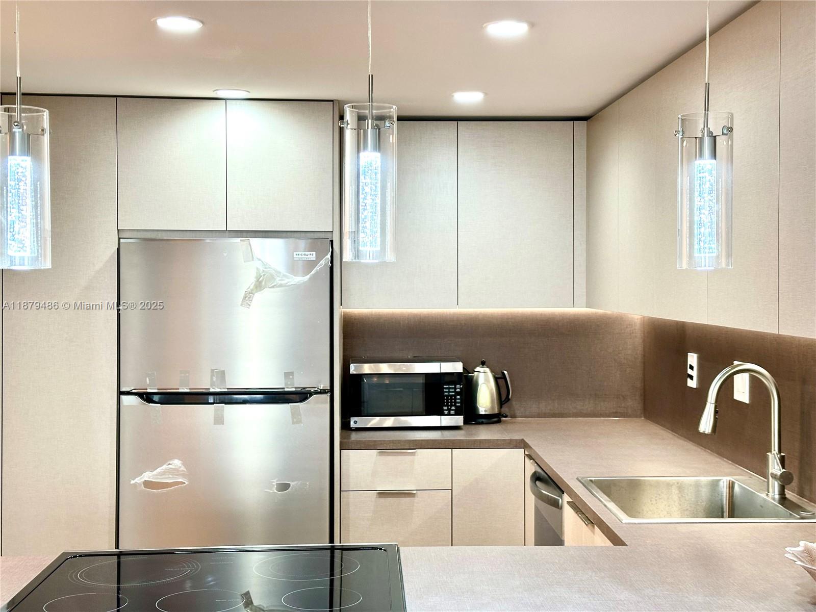 Photo of 1849 Ocean Dr #605, Hallandale Beach, Florida, 33009 -