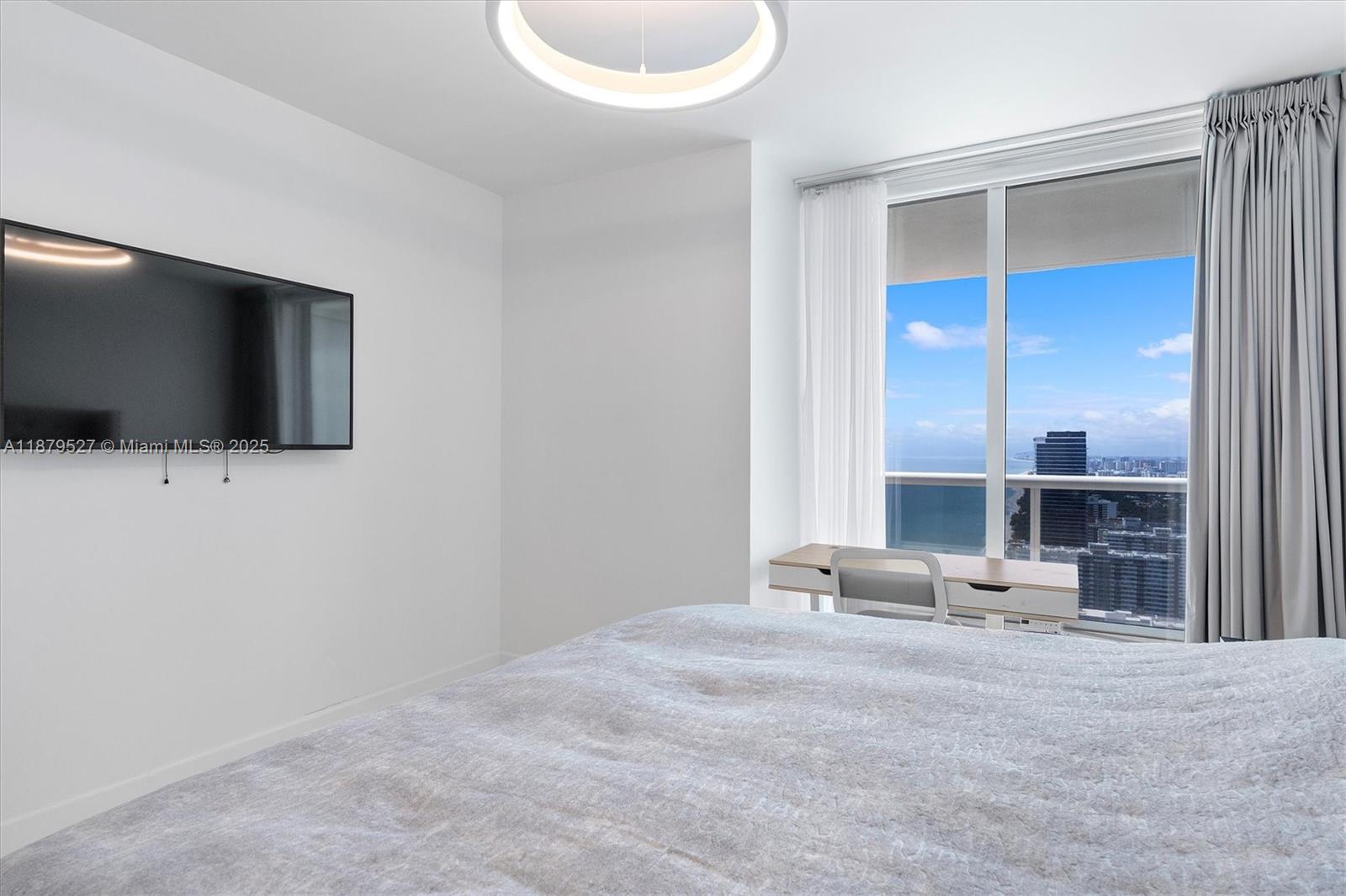 4503 3 / 3 1733 sq. ft. $ 2025-09-16 0 Photo