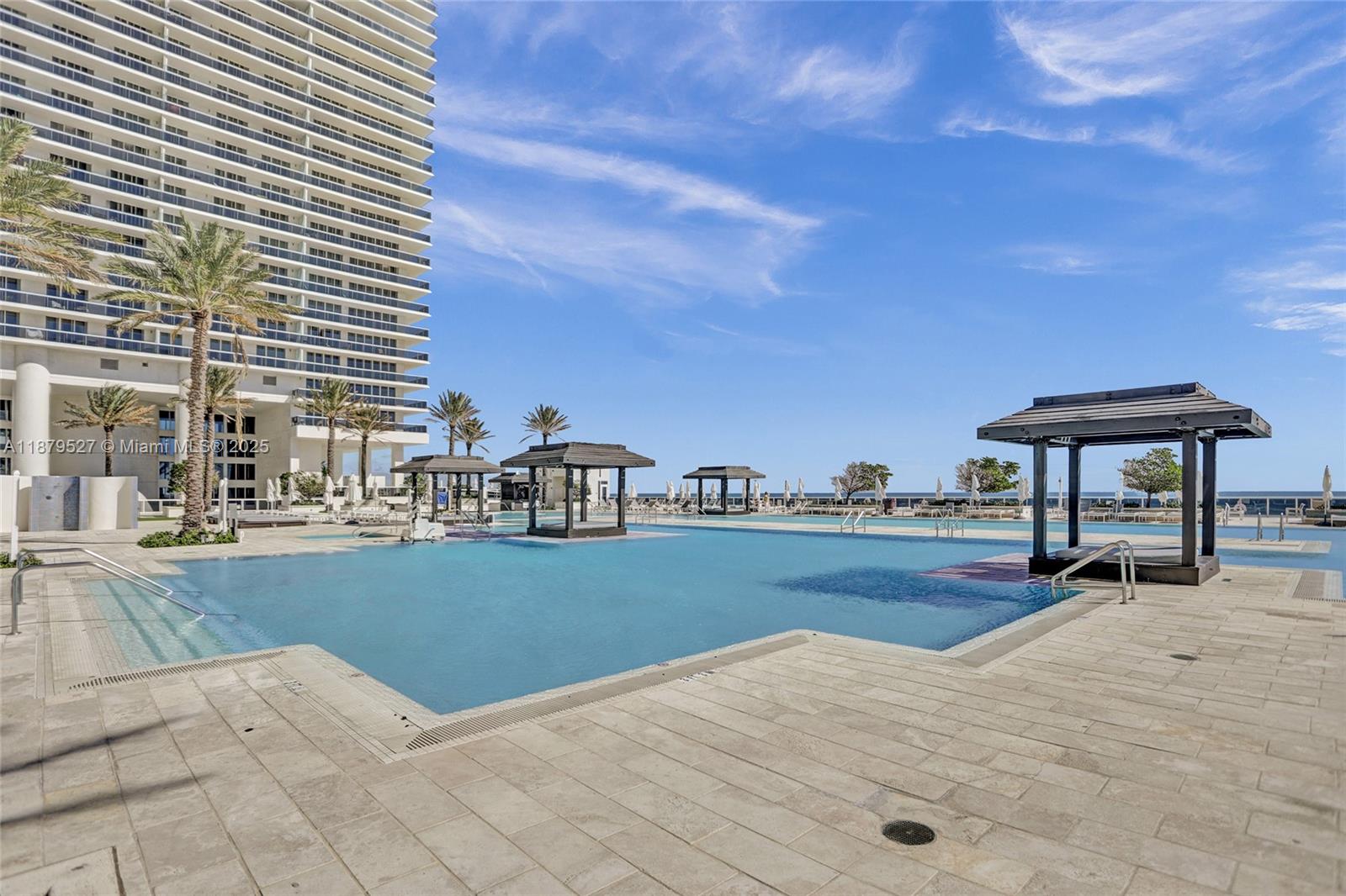 4503 3 / 3 1733 sq. ft. $ 2025-09-16 0 Photo