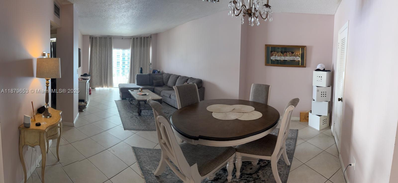 7D 1 / 1 798 sq. ft. $ 2025-09-16 0 Photo
