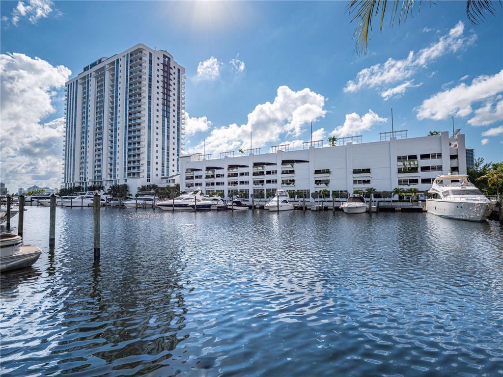 Photo of 17111 Biscayne  #2105 + 1 BOAT SLIP 100 ft, North Miami Beach, Florida, 33160 - Photo 3
