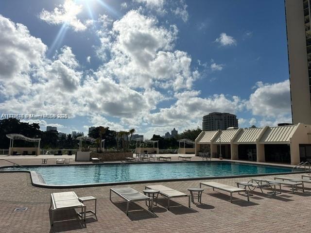Photo of 20301 Country Club Dr  #621, Aventura, Florida, 33180 - 