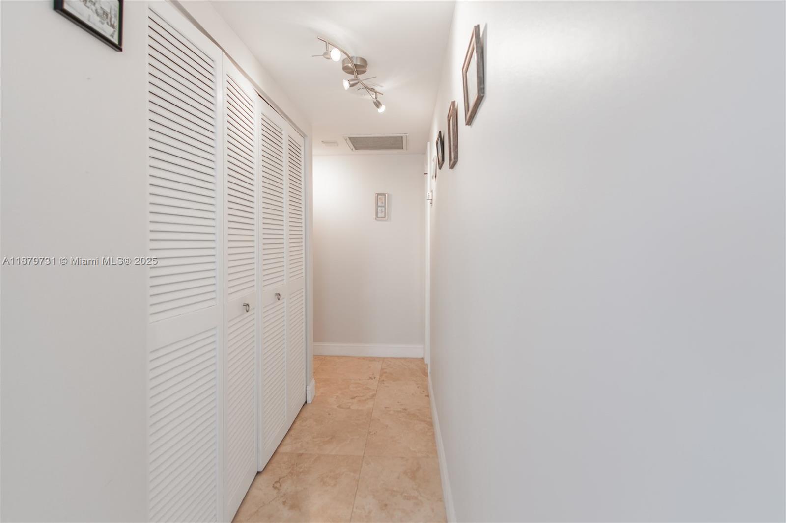 6F 2 / 2 1340 sq. ft. $ 2025-09-16 0 Photo