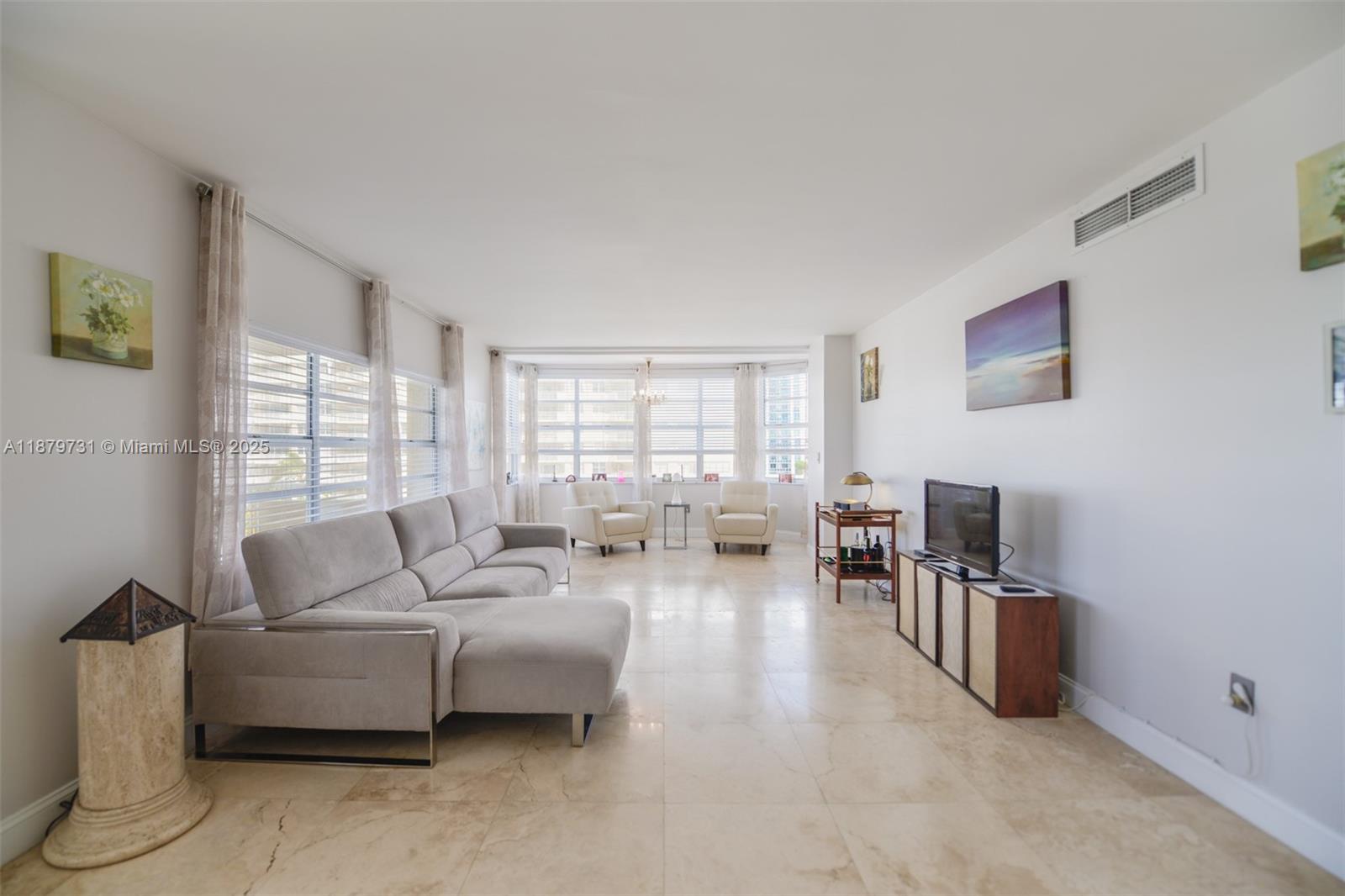 6F 2 / 2 1340 sq. ft. $ 2025-09-16 0 Photo