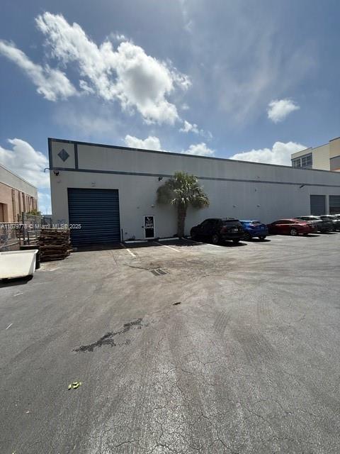 See details / sq. ft. $ 2025-09-16 0 Photo