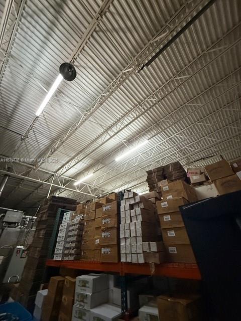 See details / sq. ft. $ 2025-09-16 0 Photo