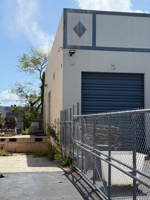See details / sq. ft. $ 2025-09-16 0 Photo