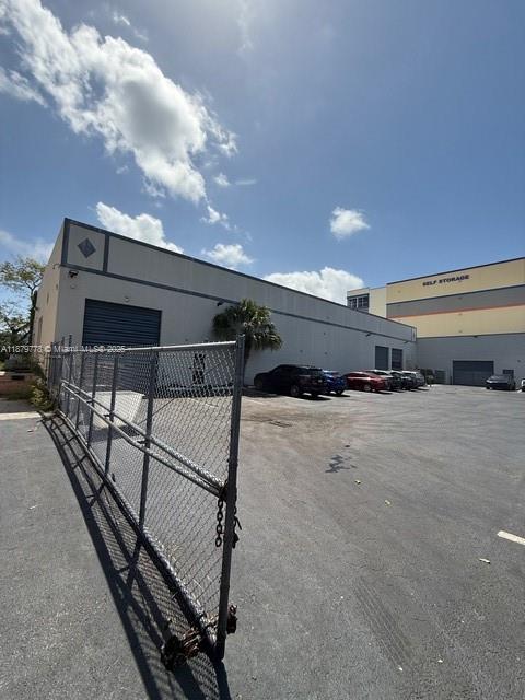 See details / sq. ft. $ 2025-09-16 0 Photo