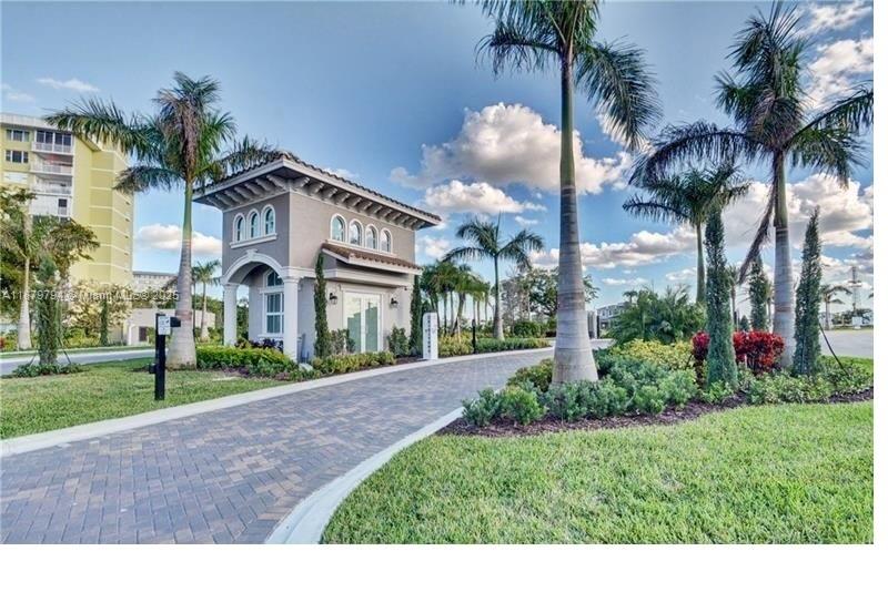1422 3 / 3 1824 sq. ft. $ 2025-09-16 0 Photo