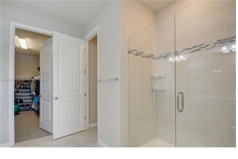 1422 3 / 3 1824 sq. ft. $ 2025-09-16 0 Photo