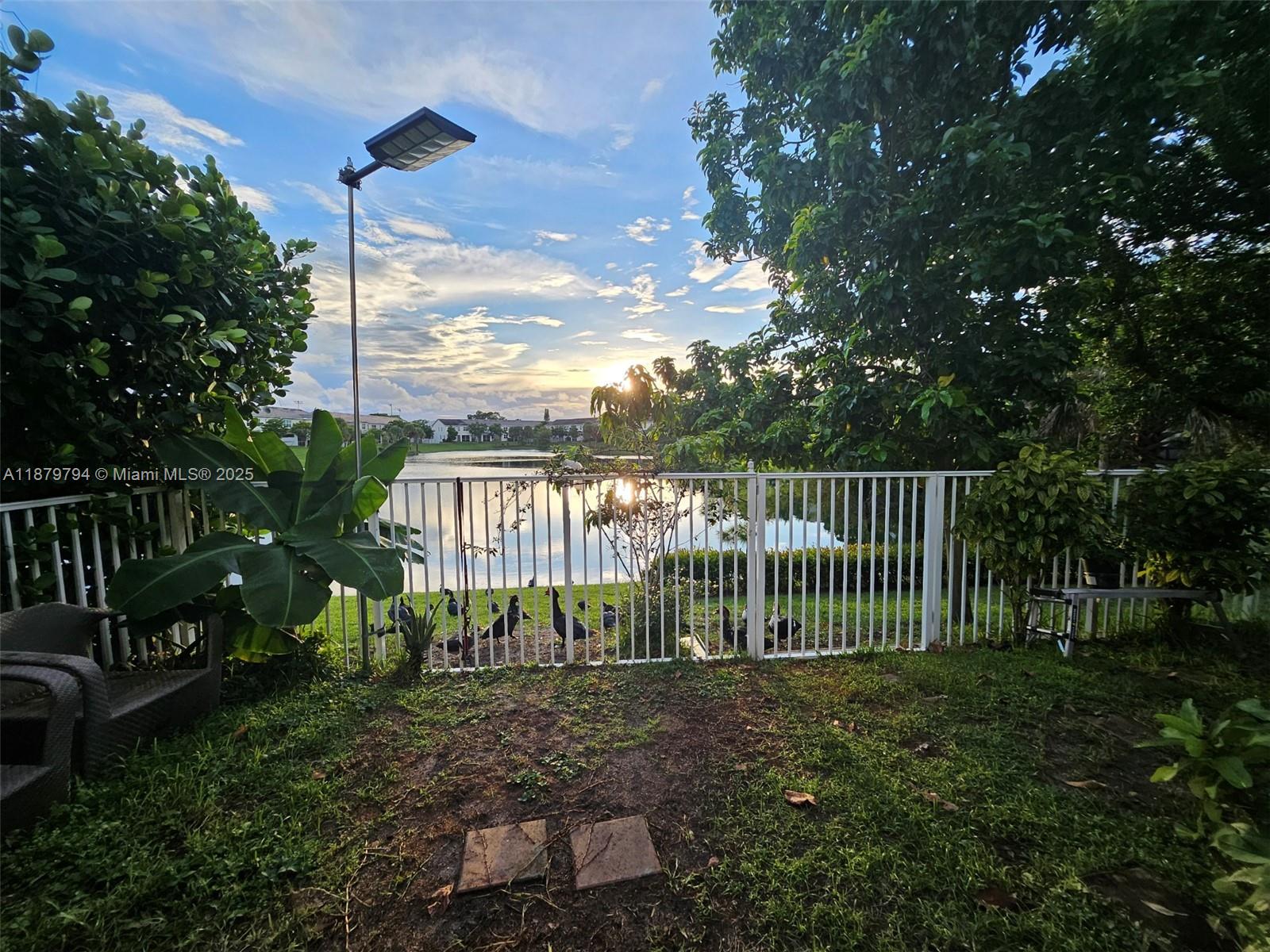 1422 3 / 3 1824 sq. ft. $ 2025-09-16 0 Photo