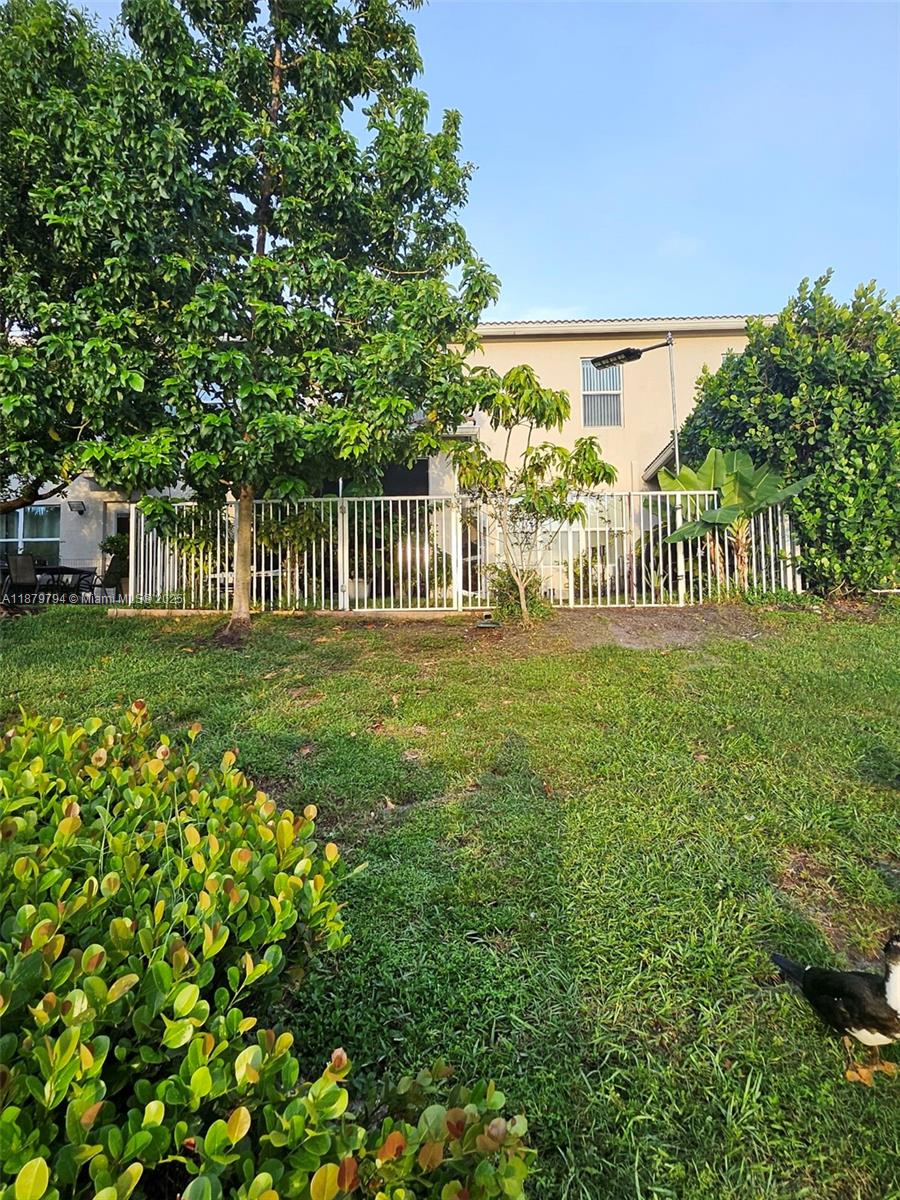 1422 3 / 3 1824 sq. ft. $ 2025-09-16 0 Photo