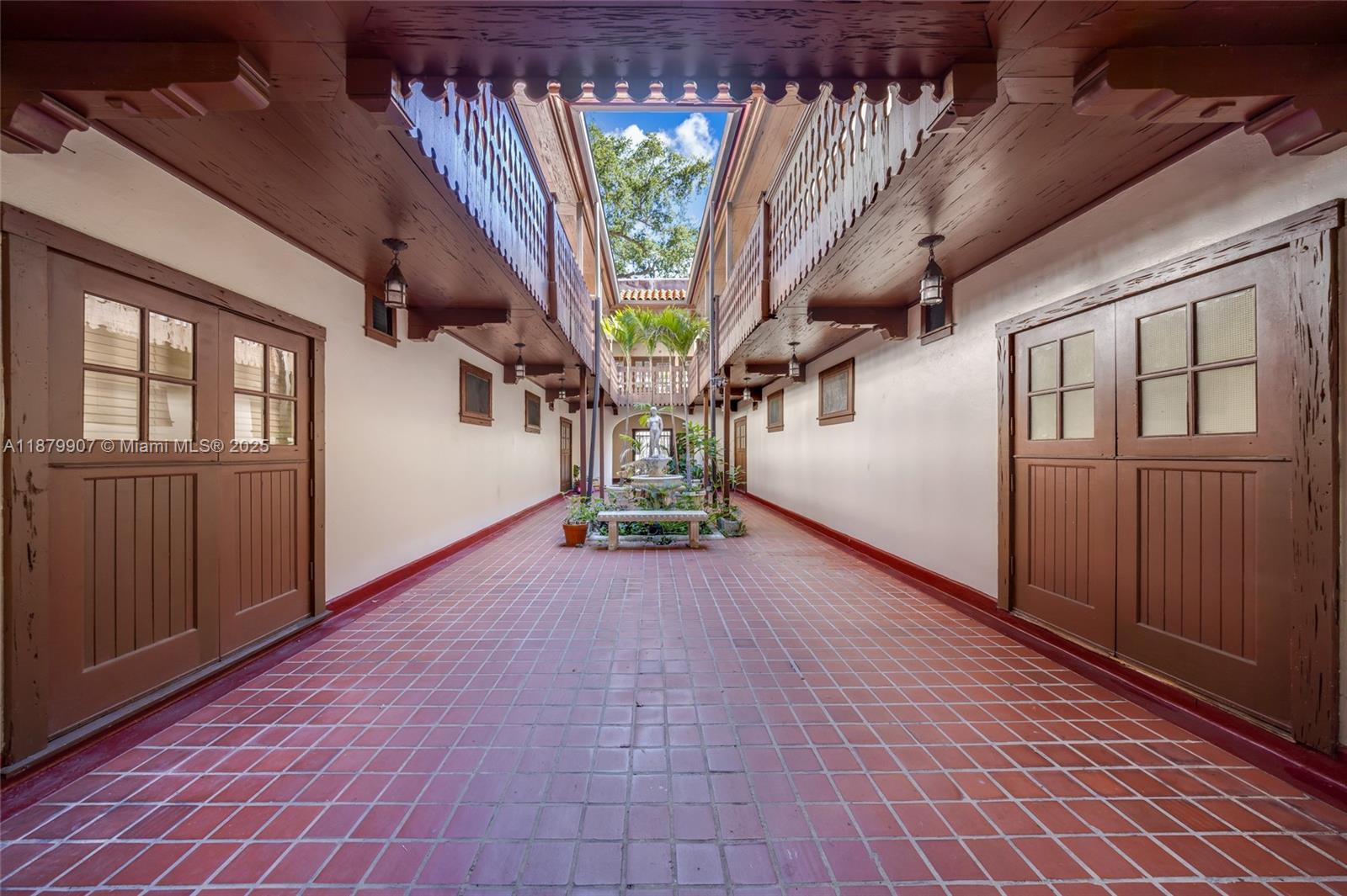 See details / sq. ft. $ 2025-09-16 0 Photo