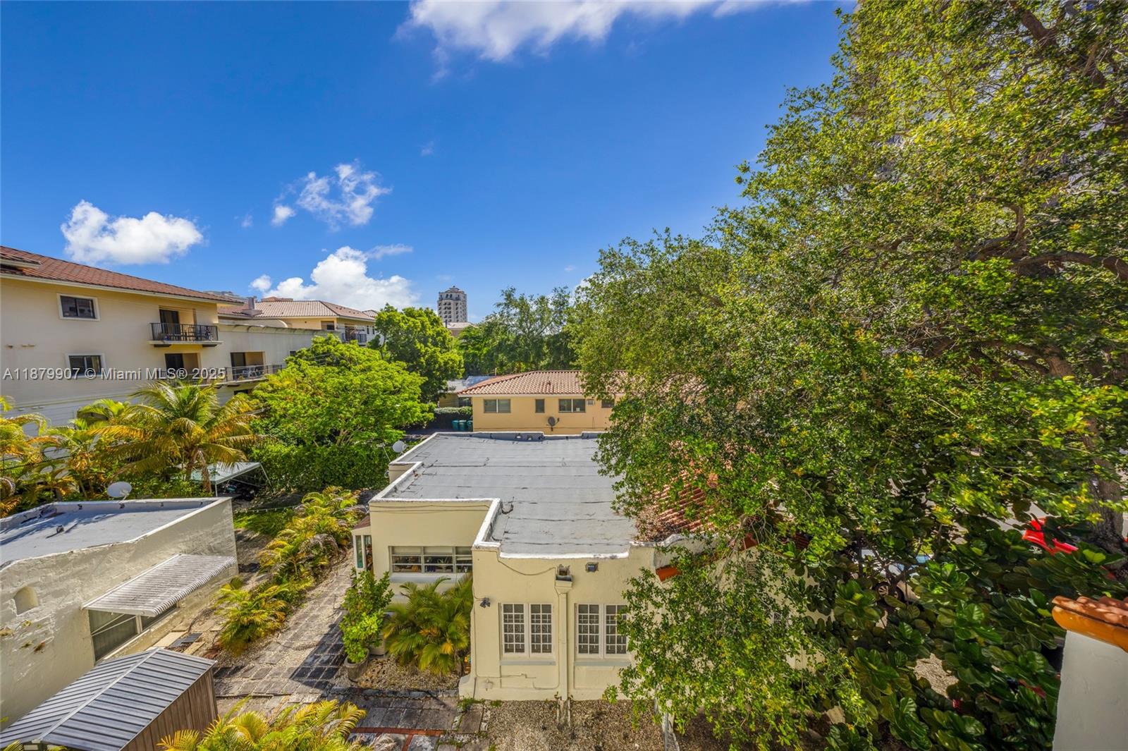 See details / sq. ft. $ 2025-09-16 0 Photo