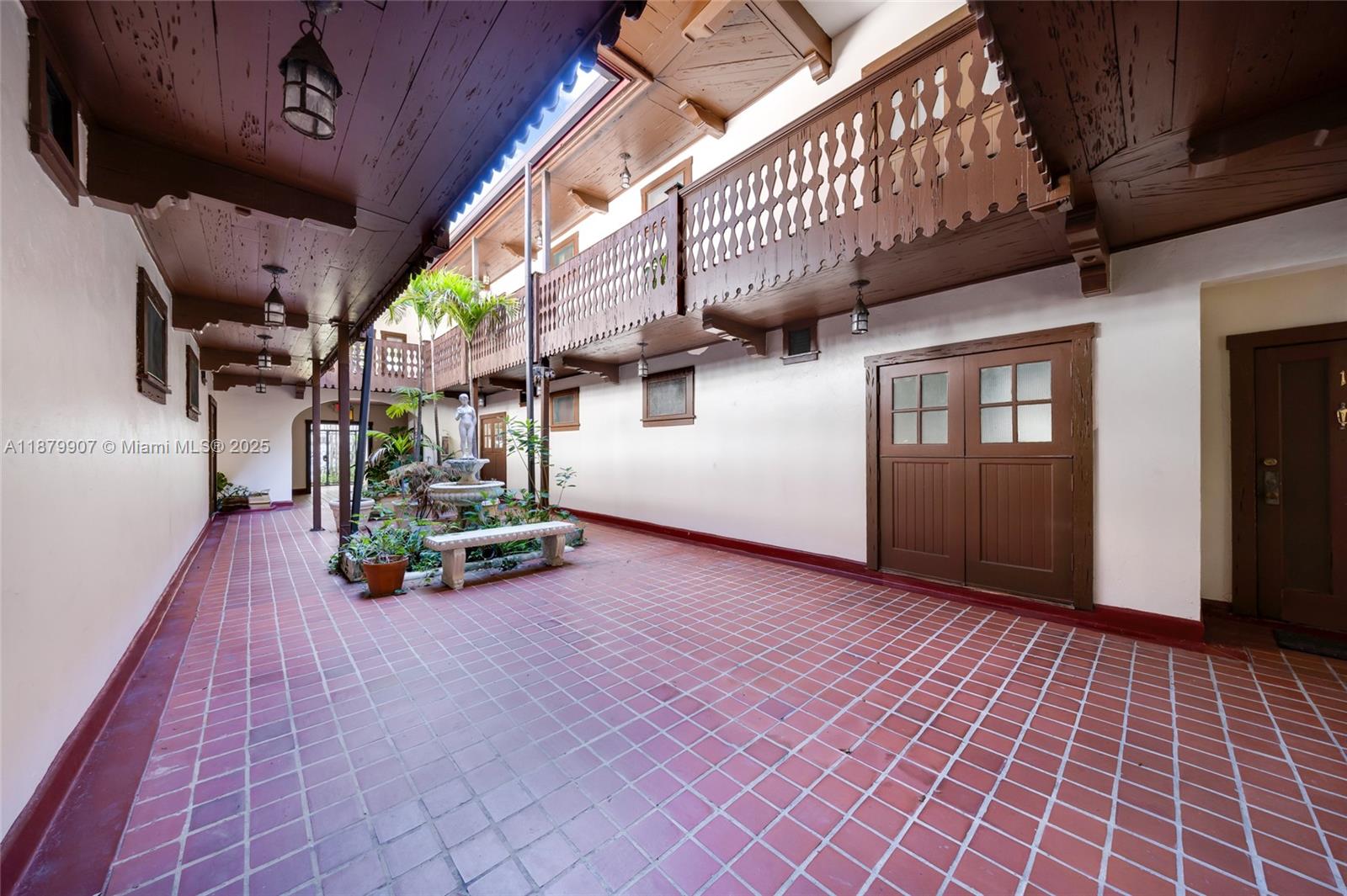 See details / sq. ft. $ 2025-09-16 0 Photo