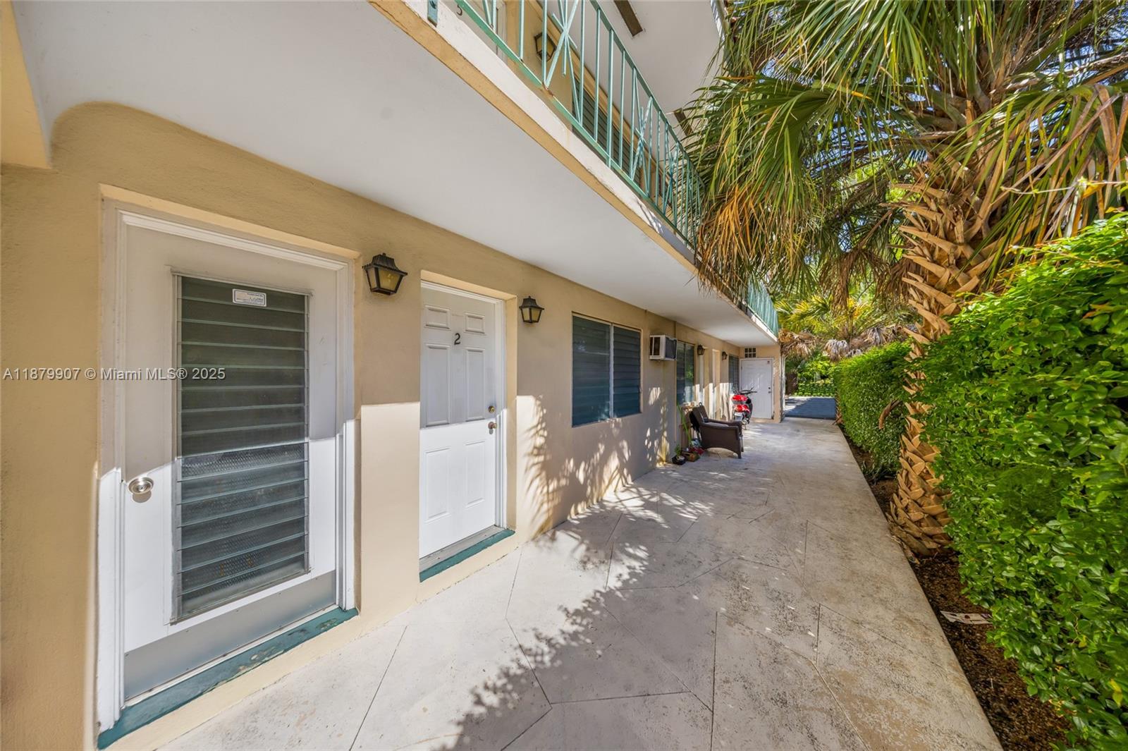 See details / sq. ft. $ 2025-09-16 0 Photo