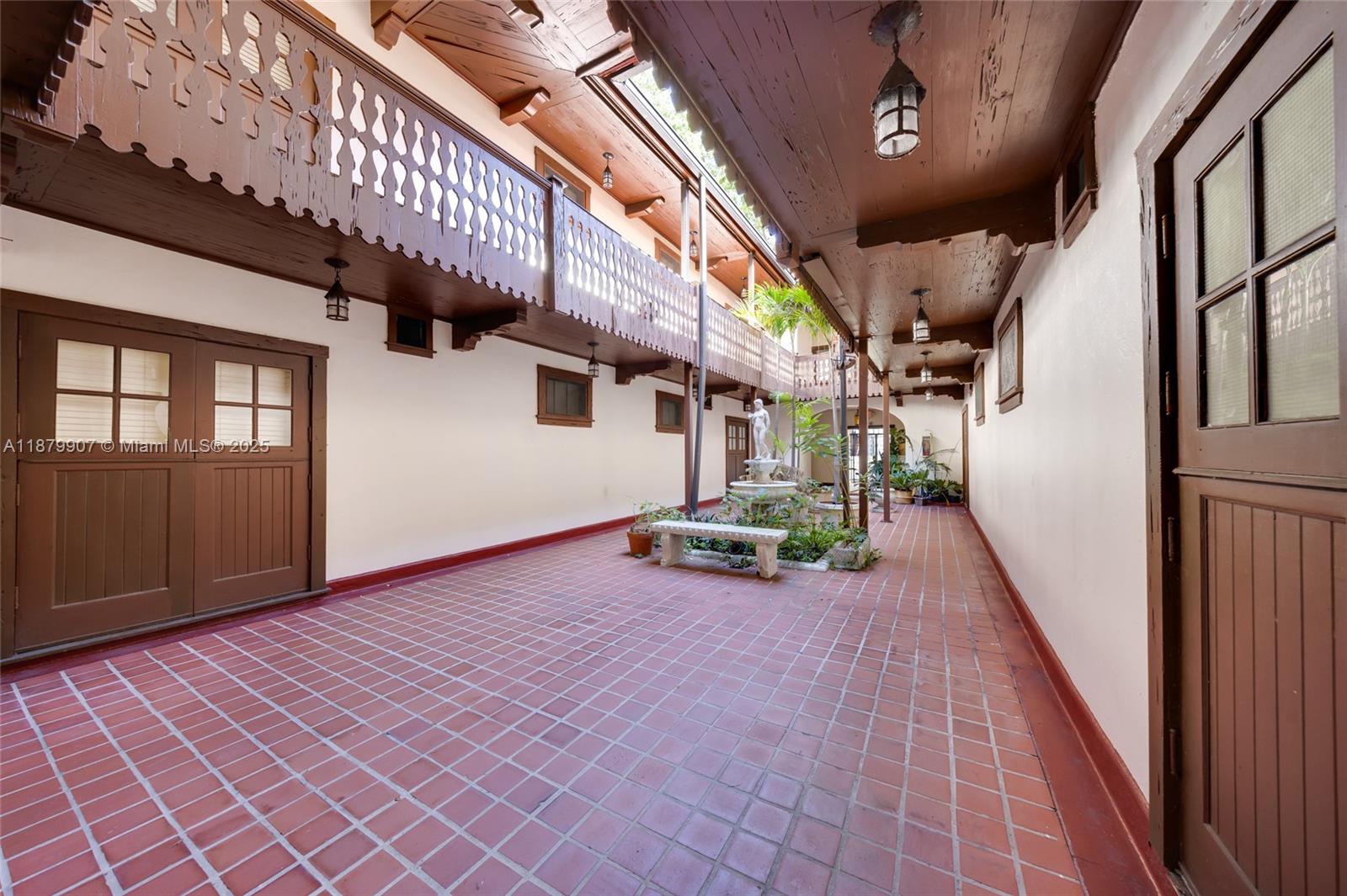 See details / sq. ft. $ 2025-09-16 0 Photo