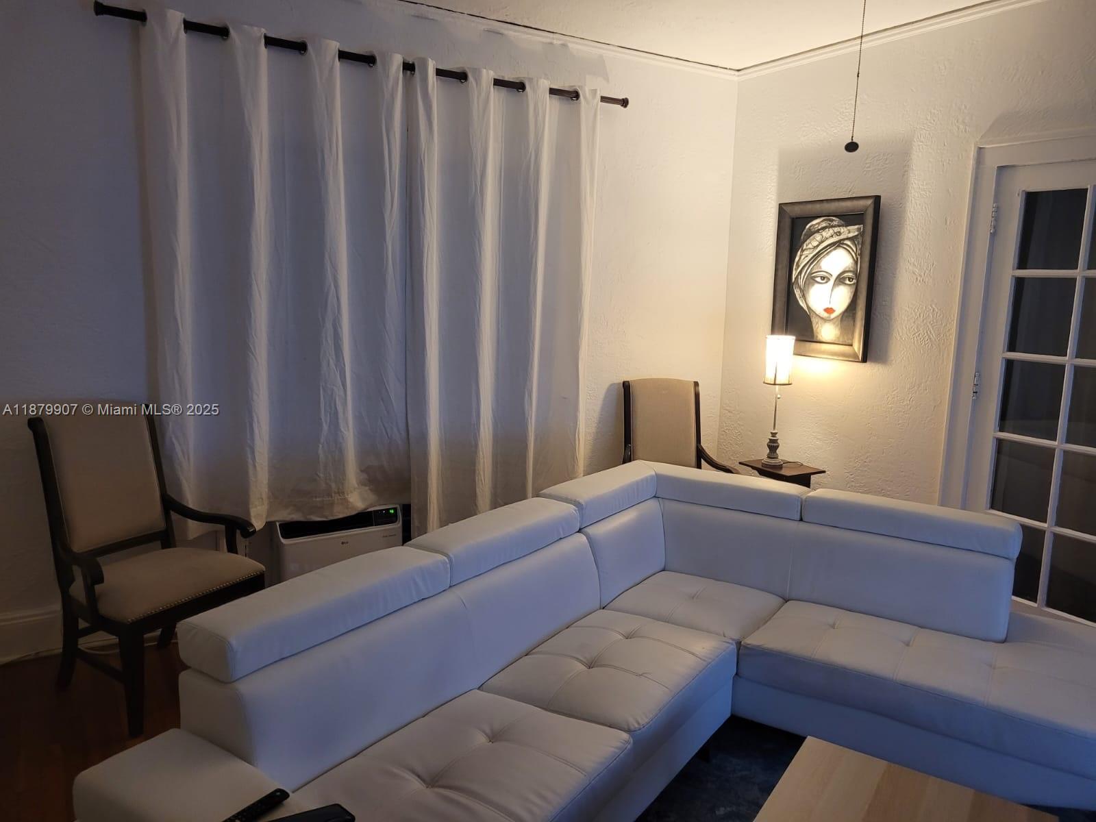 See details / sq. ft. $ 2025-09-16 0 Photo