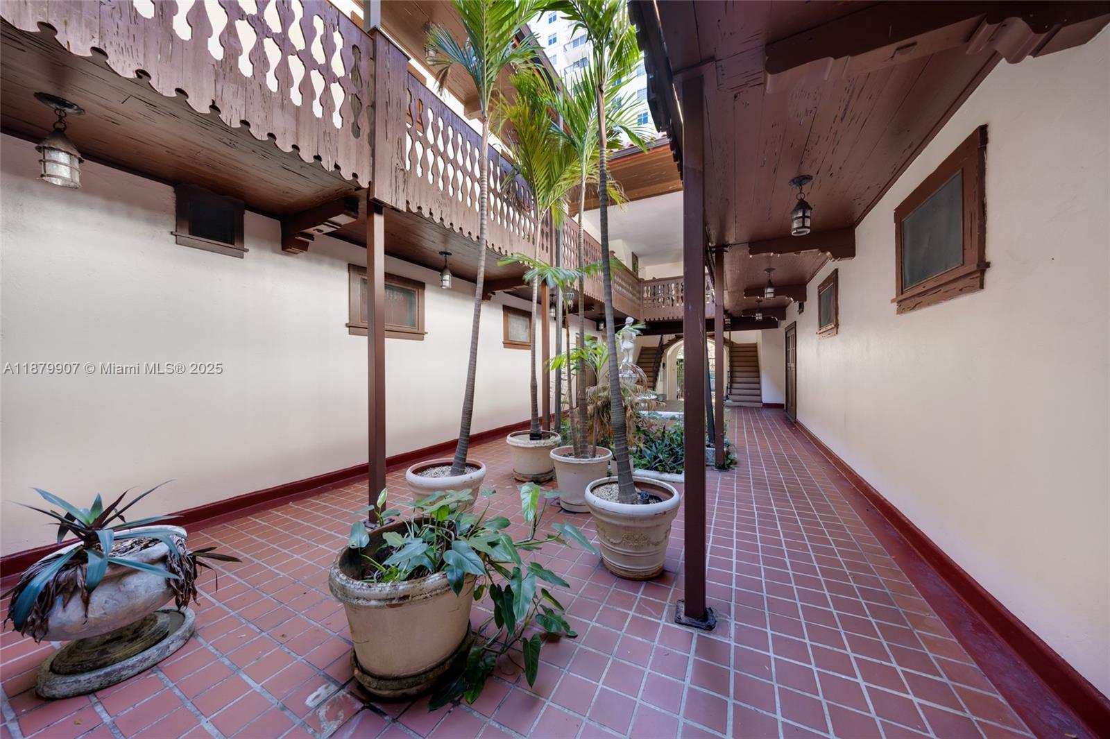 See details / sq. ft. $ 2025-09-16 0 Photo