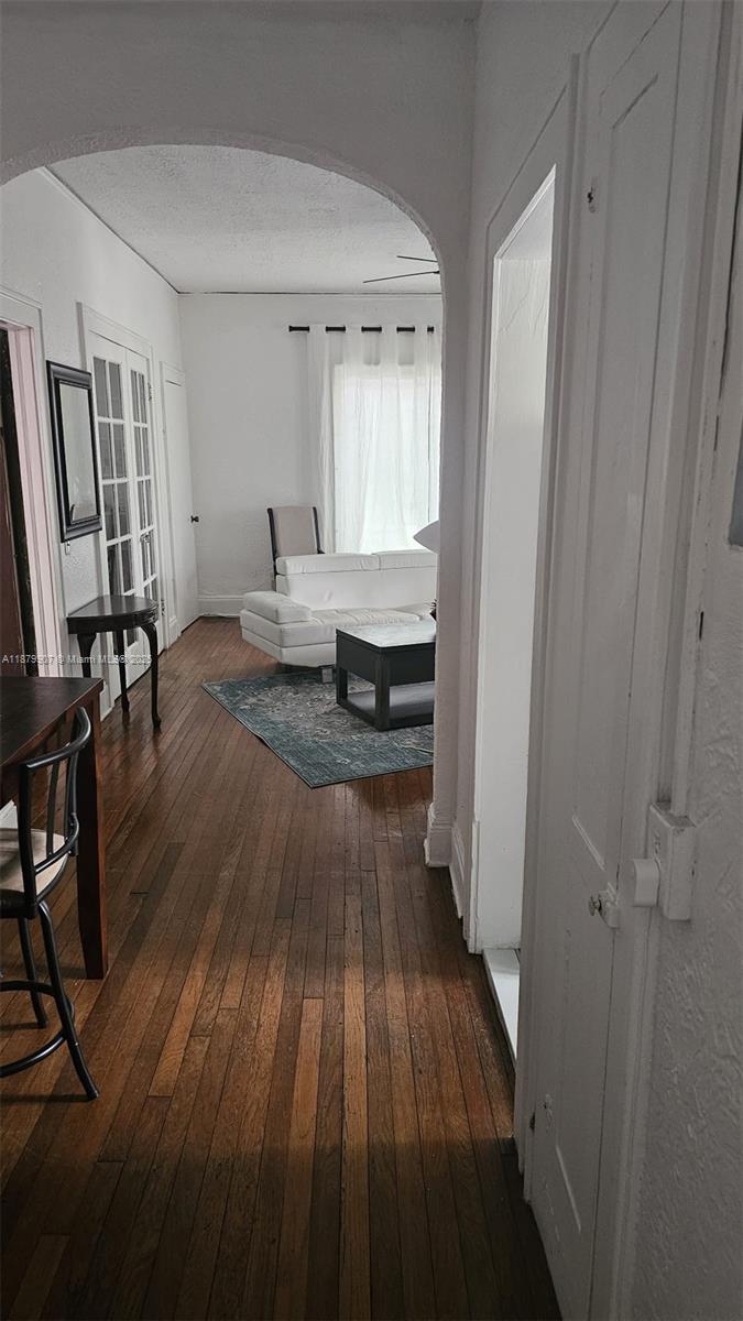 See details / sq. ft. $ 2025-09-16 0 Photo