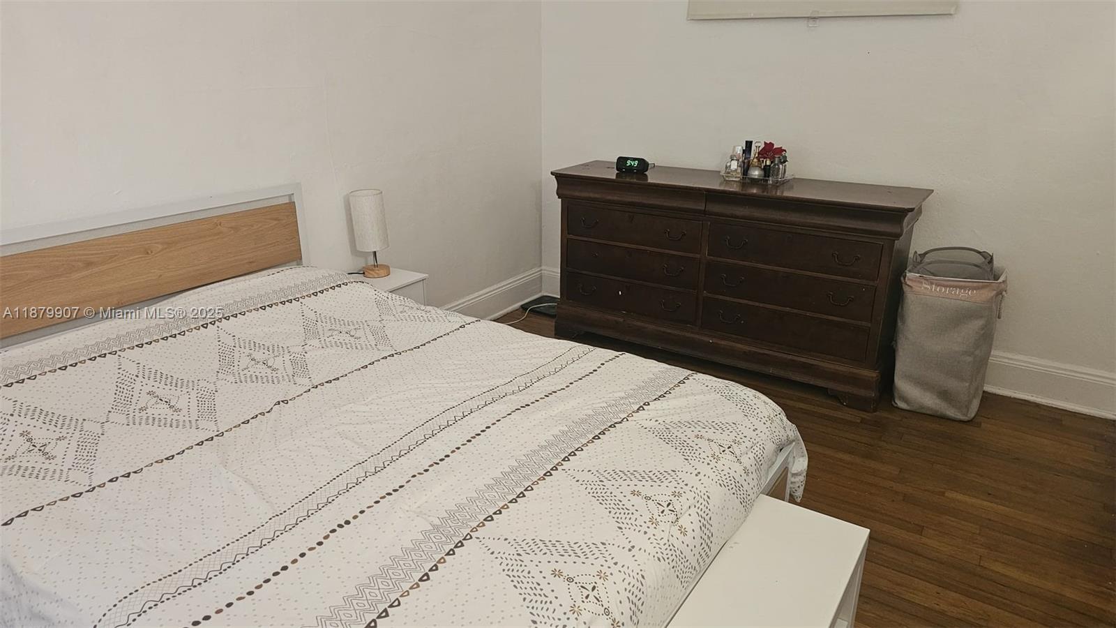 See details / sq. ft. $ 2025-09-16 0 Photo