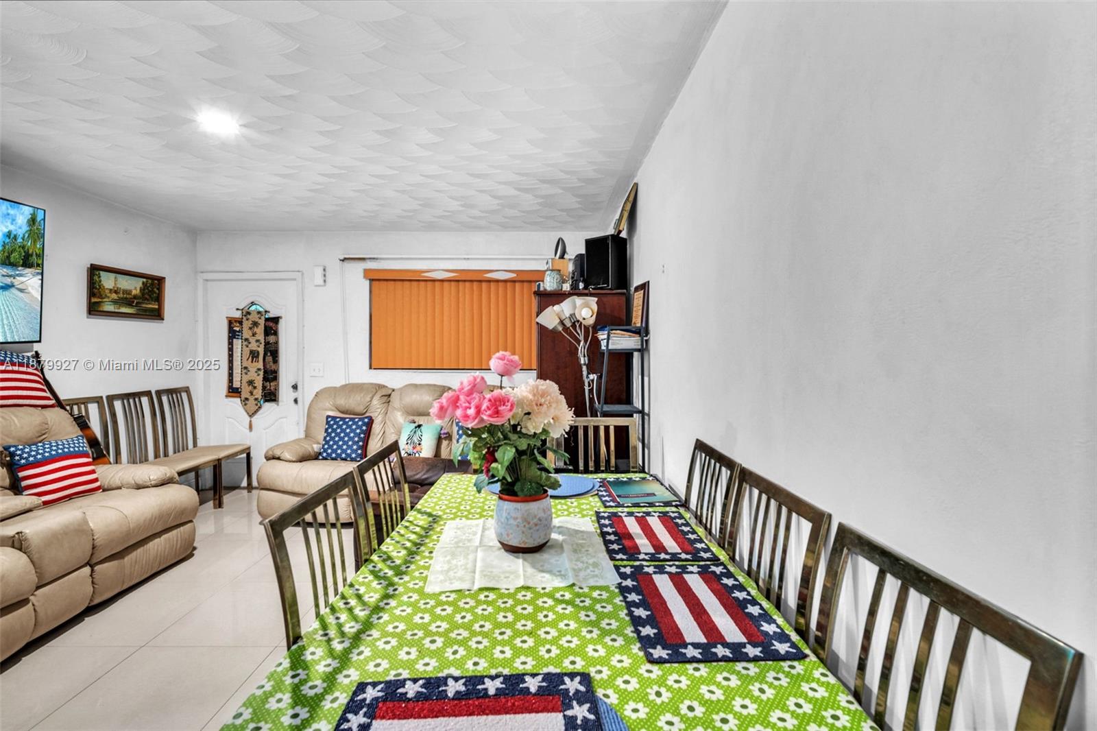   /  1727 sq. ft. $ 2025-09-16 0 Photo
