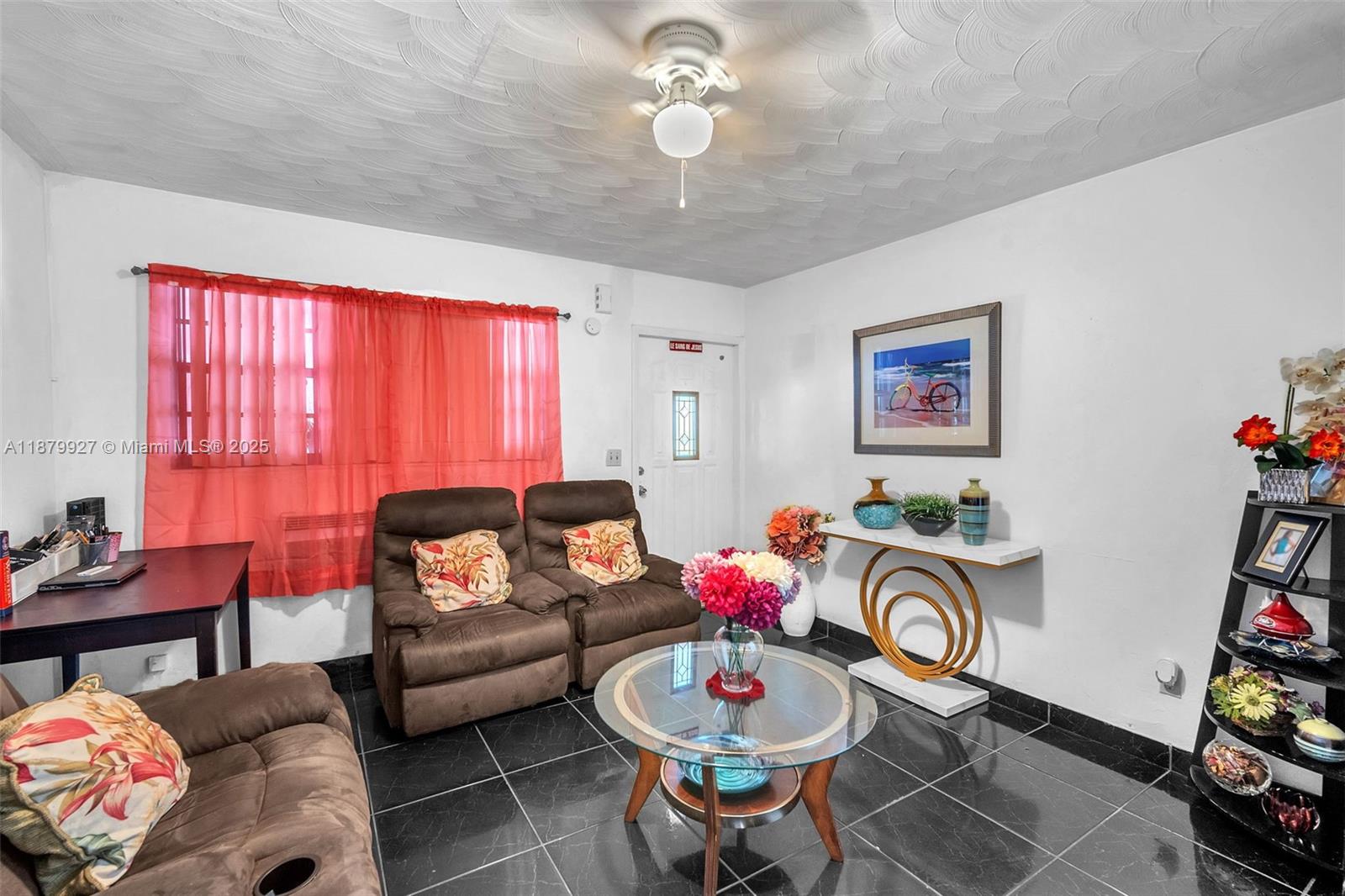   /  1727 sq. ft. $ 2025-09-16 0 Photo