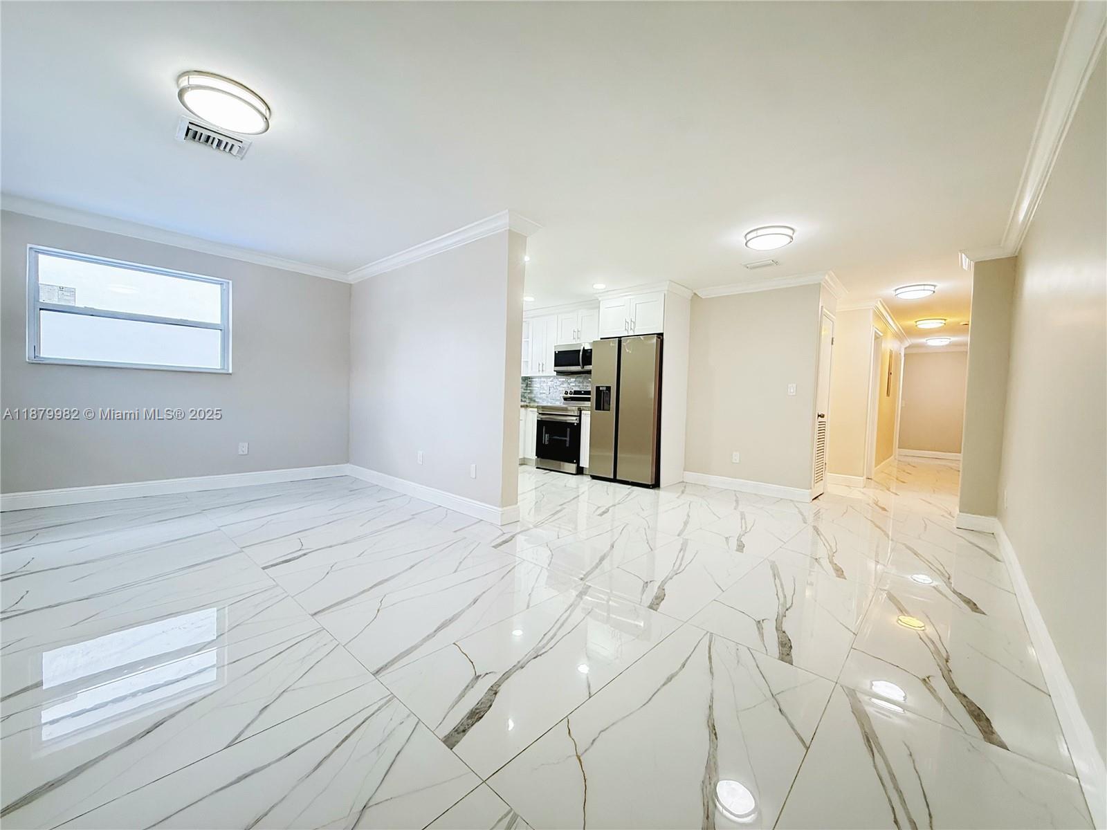   /  2212 sq. ft. $ 2025-09-17 0 Photo