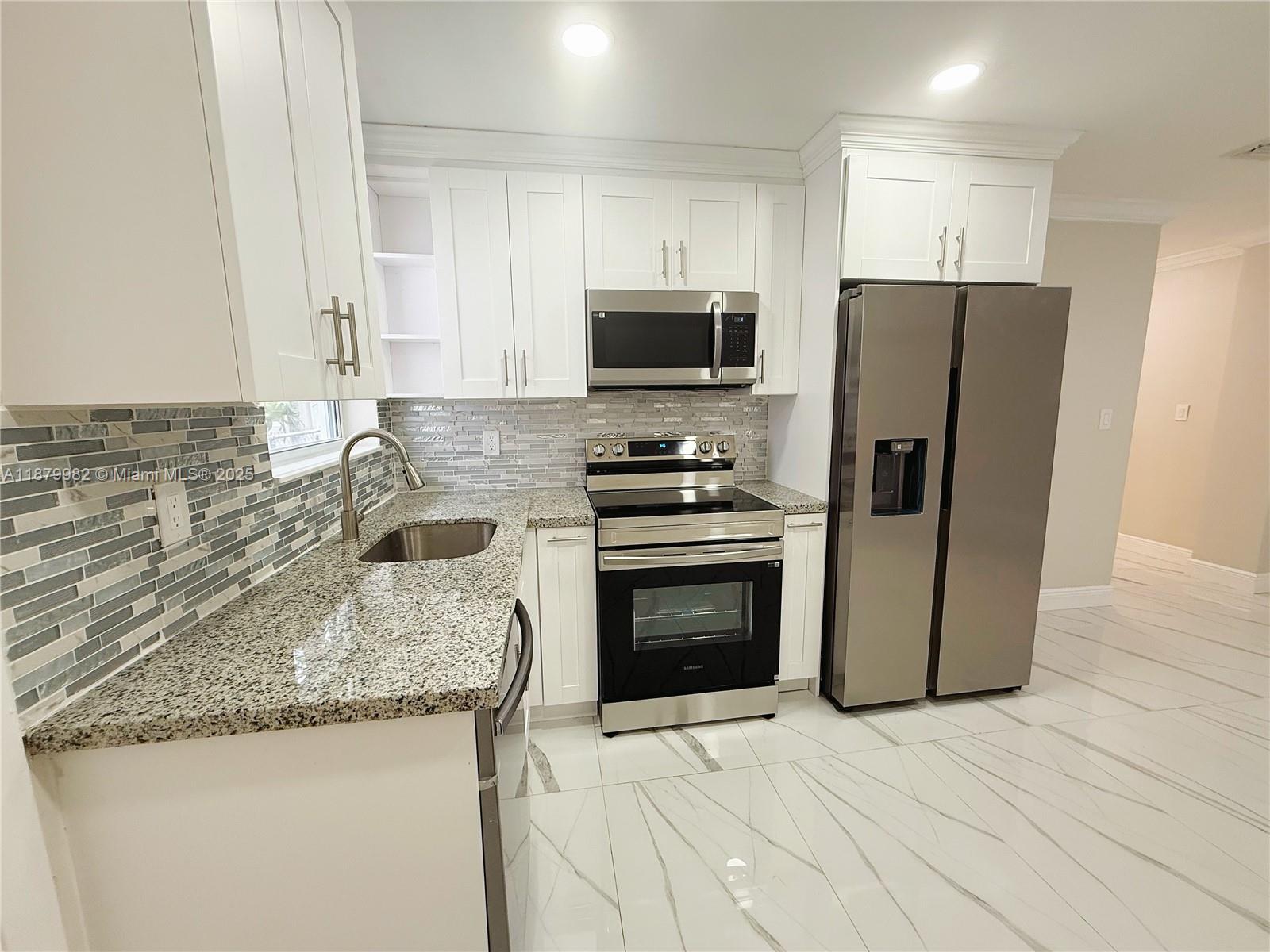   /  2212 sq. ft. $ 2025-09-17 0 Photo