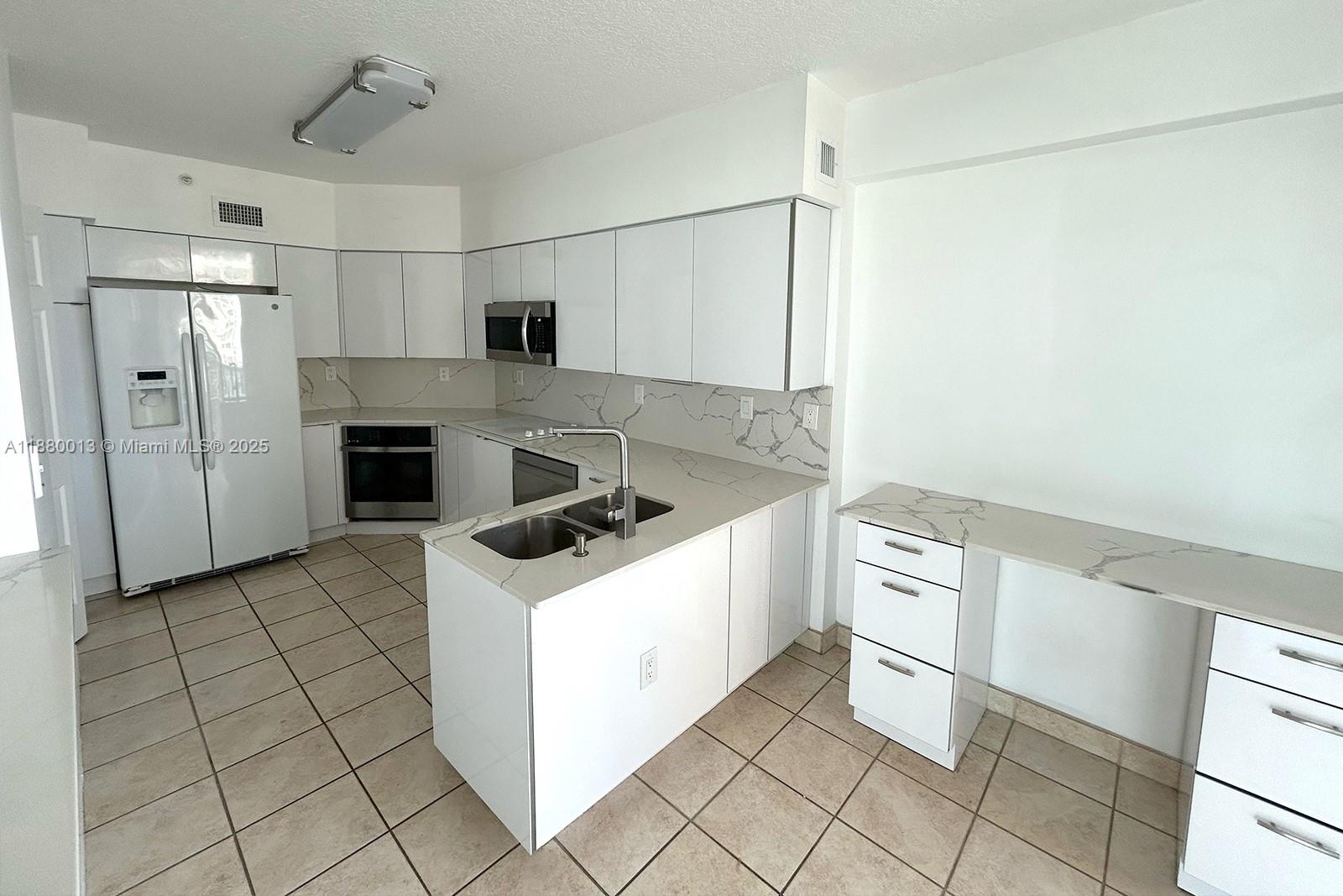 Photo of 3370 Hidden Bay Dr  #1715, Aventura, Florida, 33180 - 