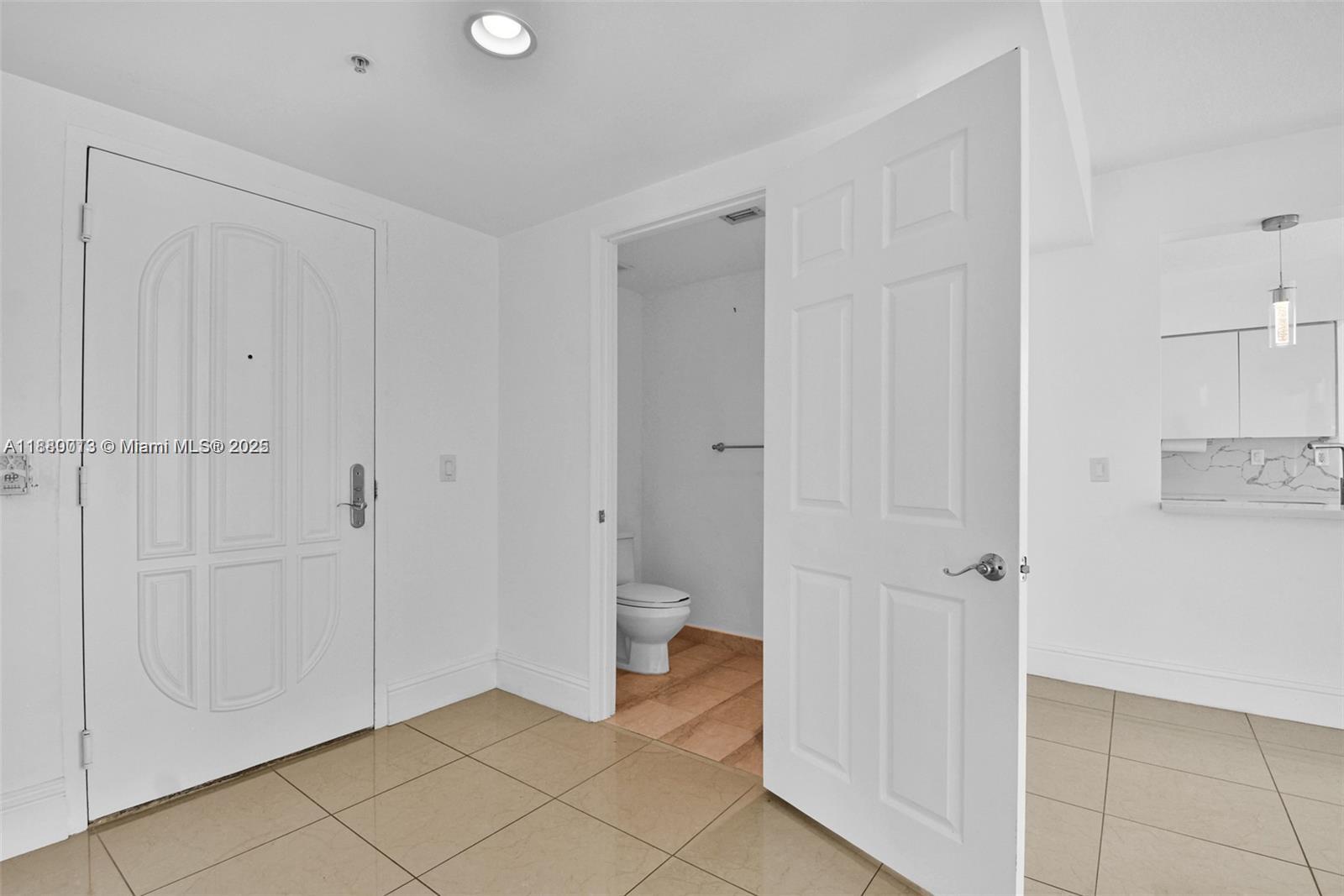 Photo of 3370 Hidden Bay Dr  #1715, Aventura, Florida, 33180 - 