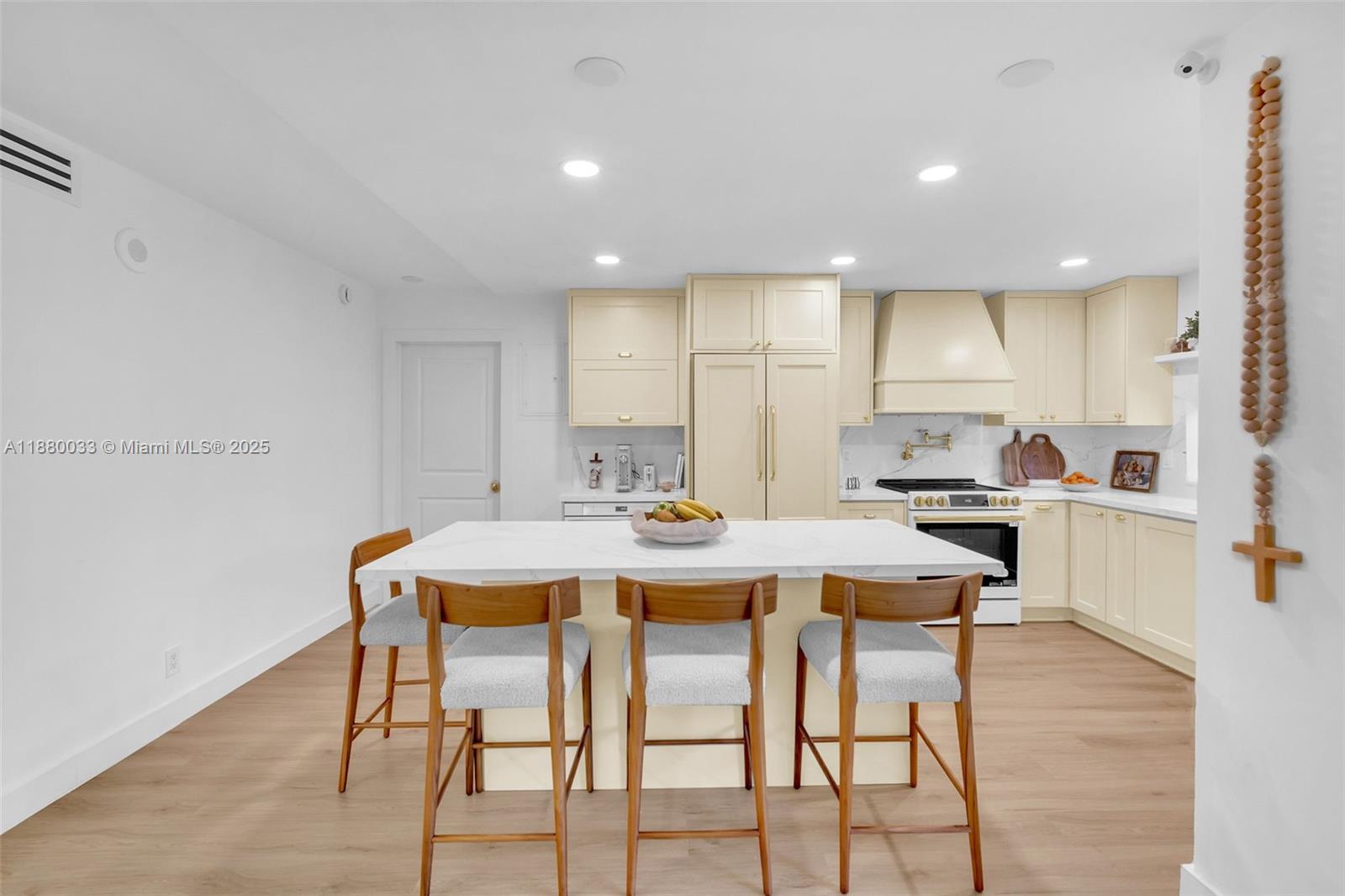 Photo of 17021 Bay Rd #206, Sunny Isles Beach, Florida, 33160 -
