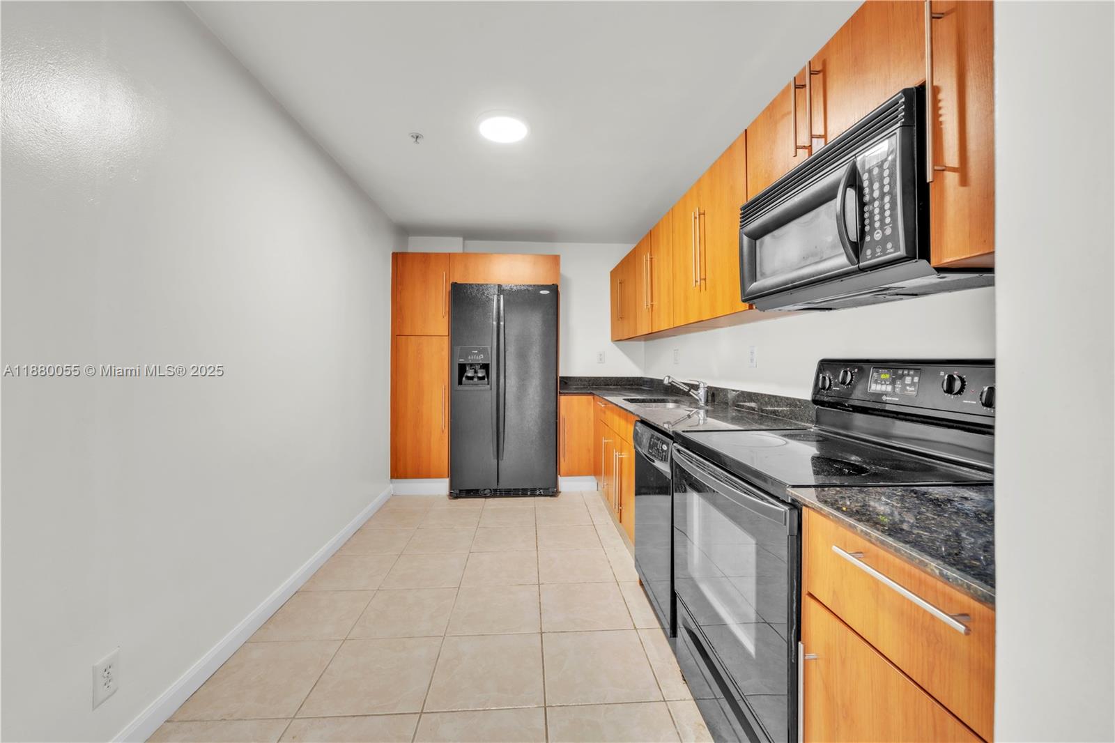 Photo of 3000 Ocean Dr  #1208, Hollywood, Florida, 33019 - 