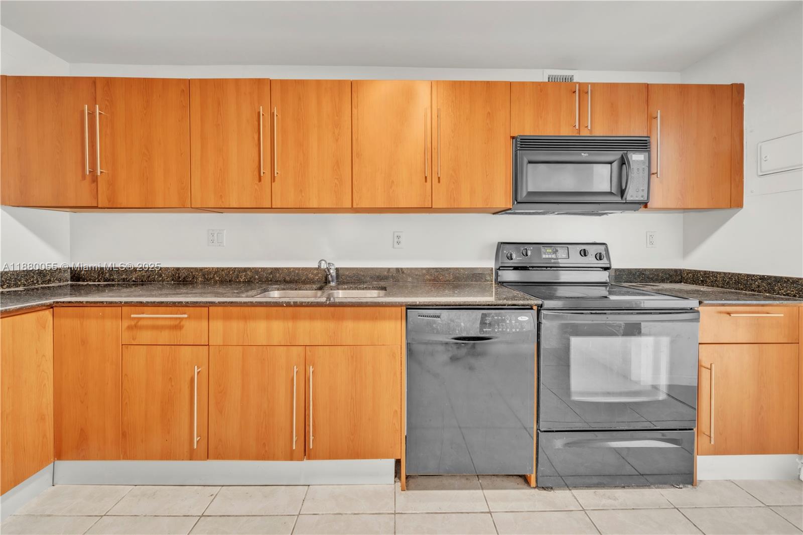 Photo of 3000 Ocean Dr  #1208, Hollywood, Florida, 33019 - 