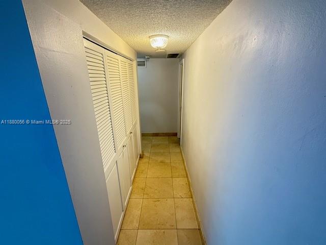 Ver detalles 1821 2 / 2 1350 sq. ft. $ 2025-09-19 0 foto