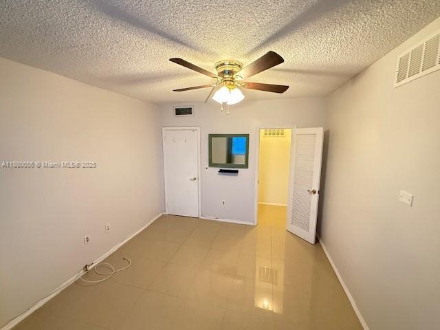 Ver detalles 1821 2 / 2 1350 sq. ft. $ 2025-09-19 0 foto