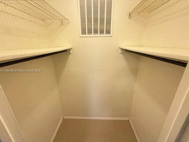 Ver detalles 1821 2 / 2 1350 sq. ft. $ 2025-09-19 0 foto