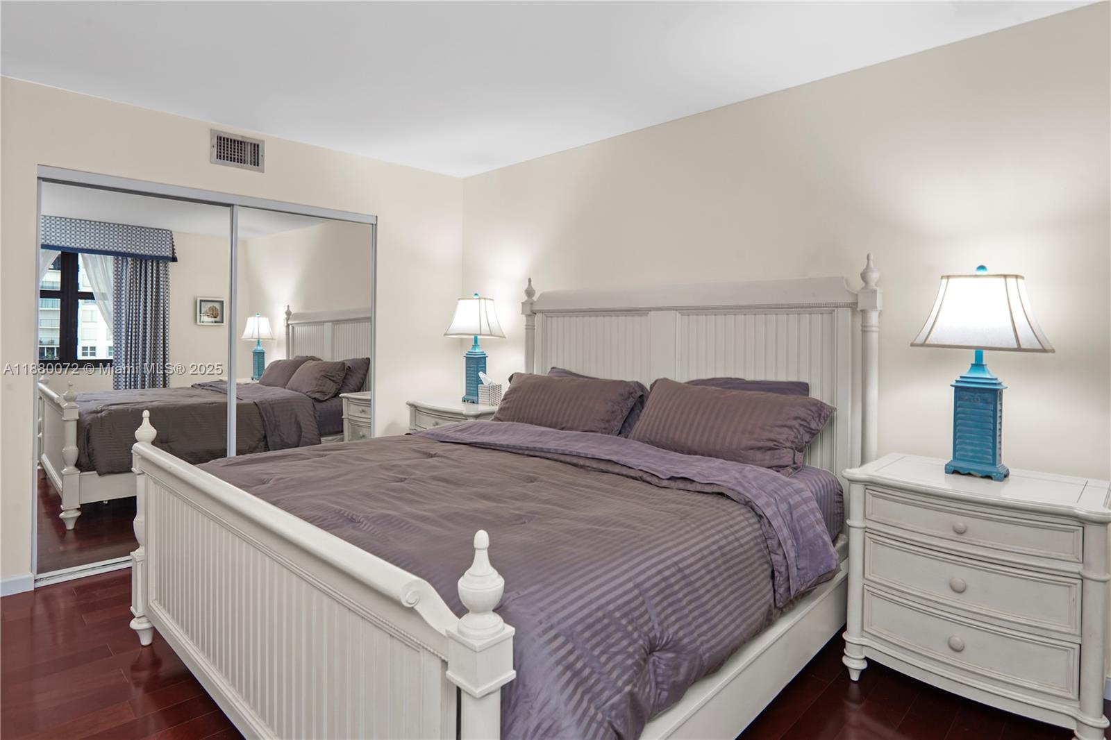 Photo of 2401 Ocean Dr  #1503, Hollywood, Florida, 33019 - 