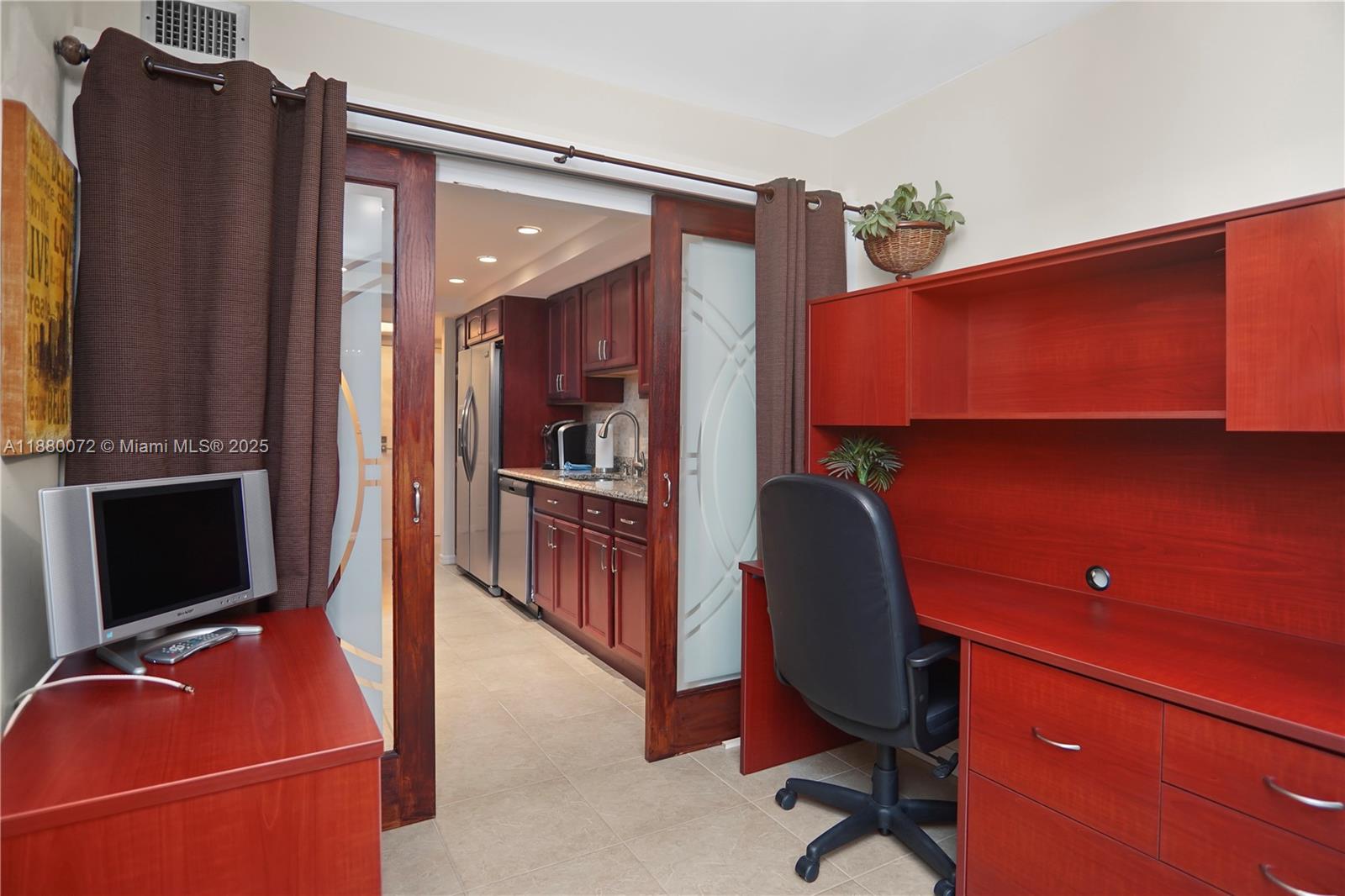 Photo of 2401 Ocean Dr  #1503, Hollywood, Florida, 33019 - 