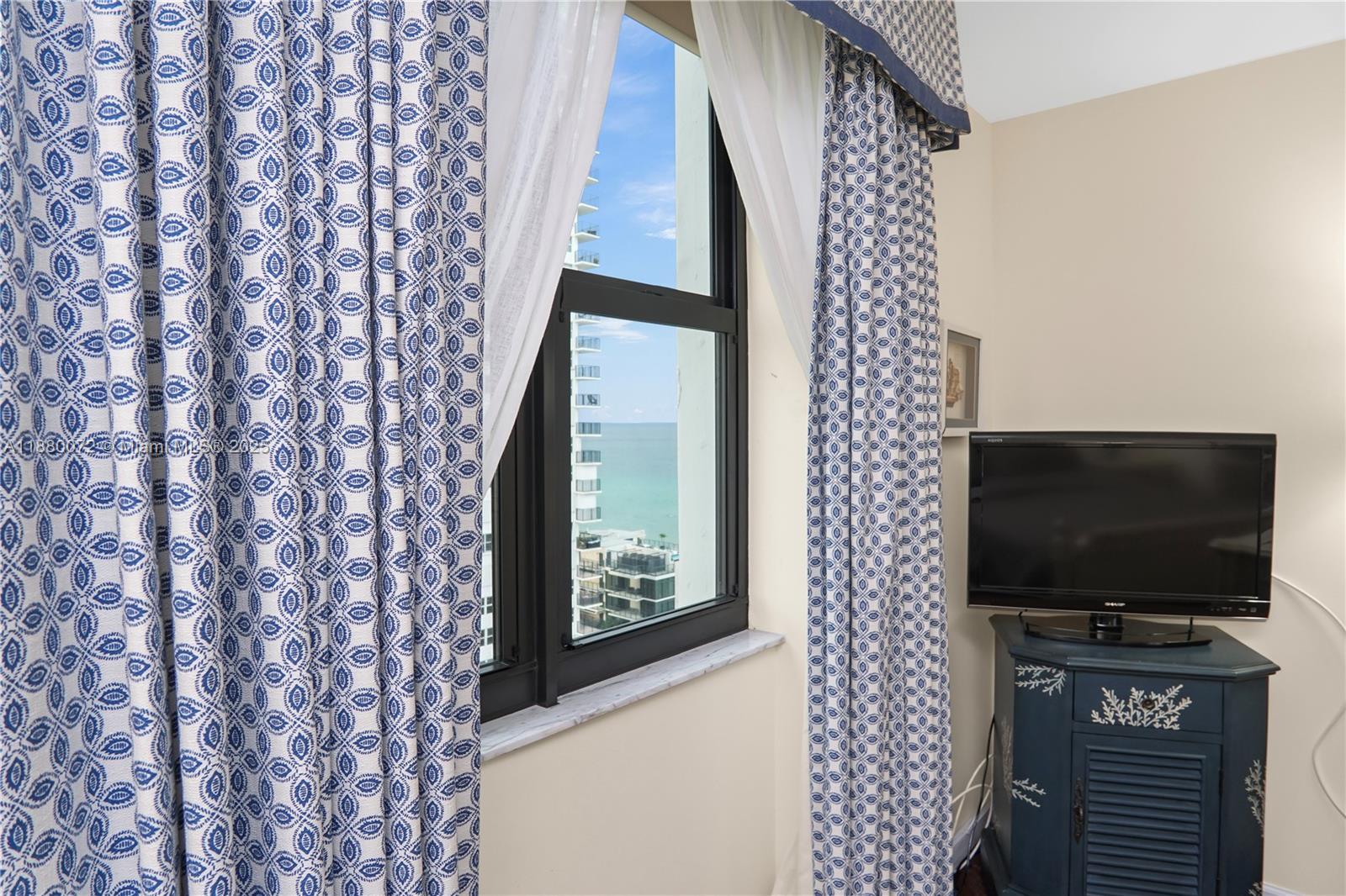 Photo of 2401 Ocean Dr  #1503, Hollywood, Florida, 33019 - 