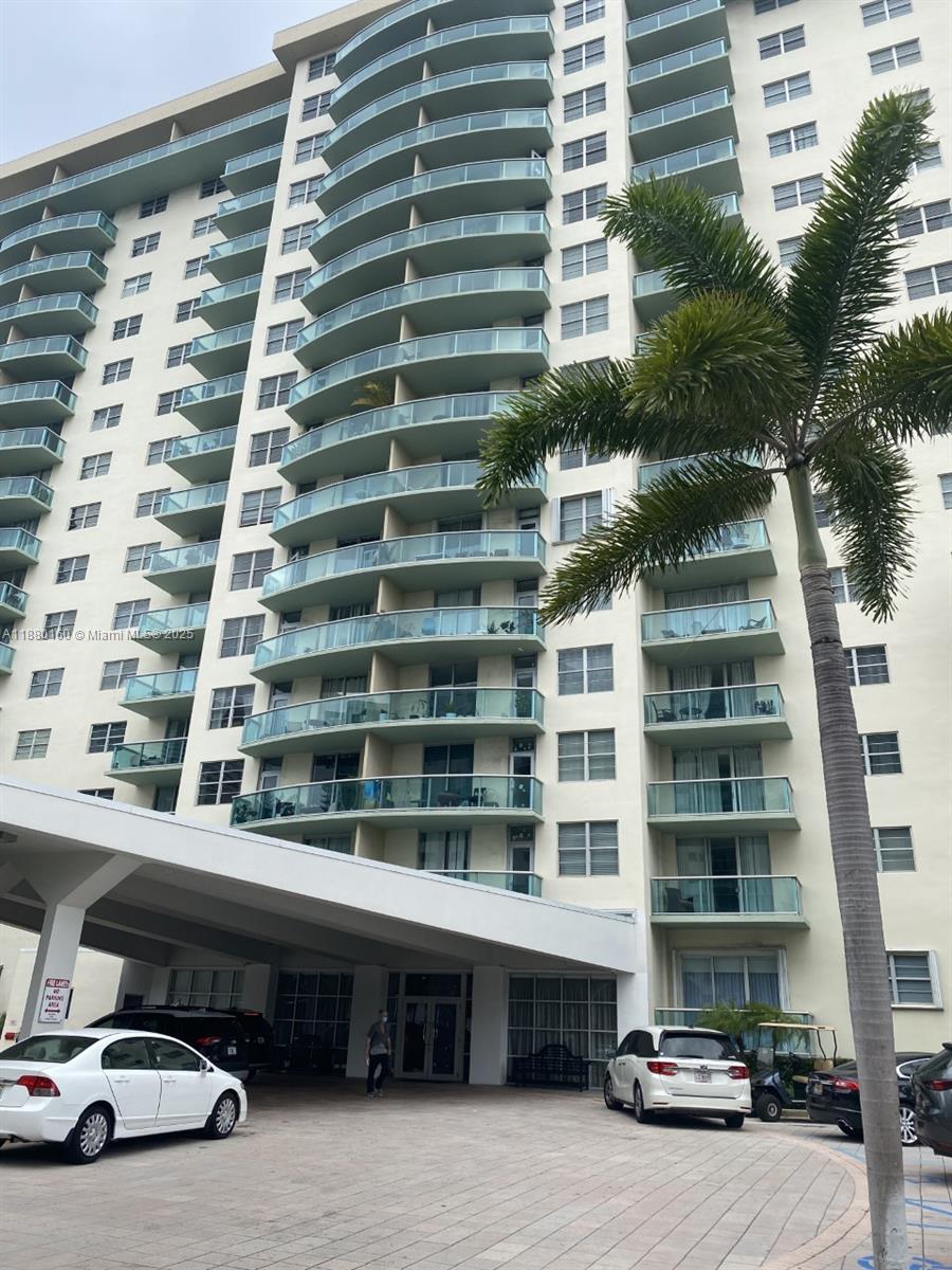 Photo of 19390 Collins Ave  #527, Sunny Isles Beach, Florida, 33160 - 