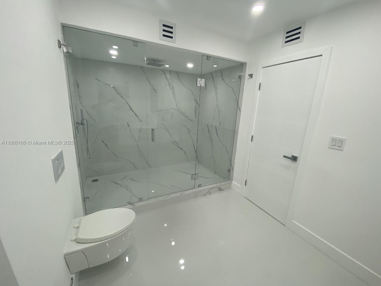 Photo of 19390 Collins Ave  #527, Sunny Isles Beach, Florida, 33160 - 