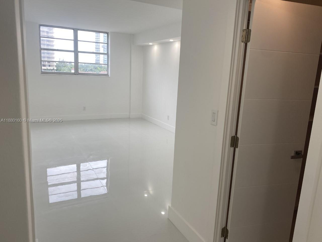 Photo of 19390 Collins Ave  #527, Sunny Isles Beach, Florida, 33160 - 