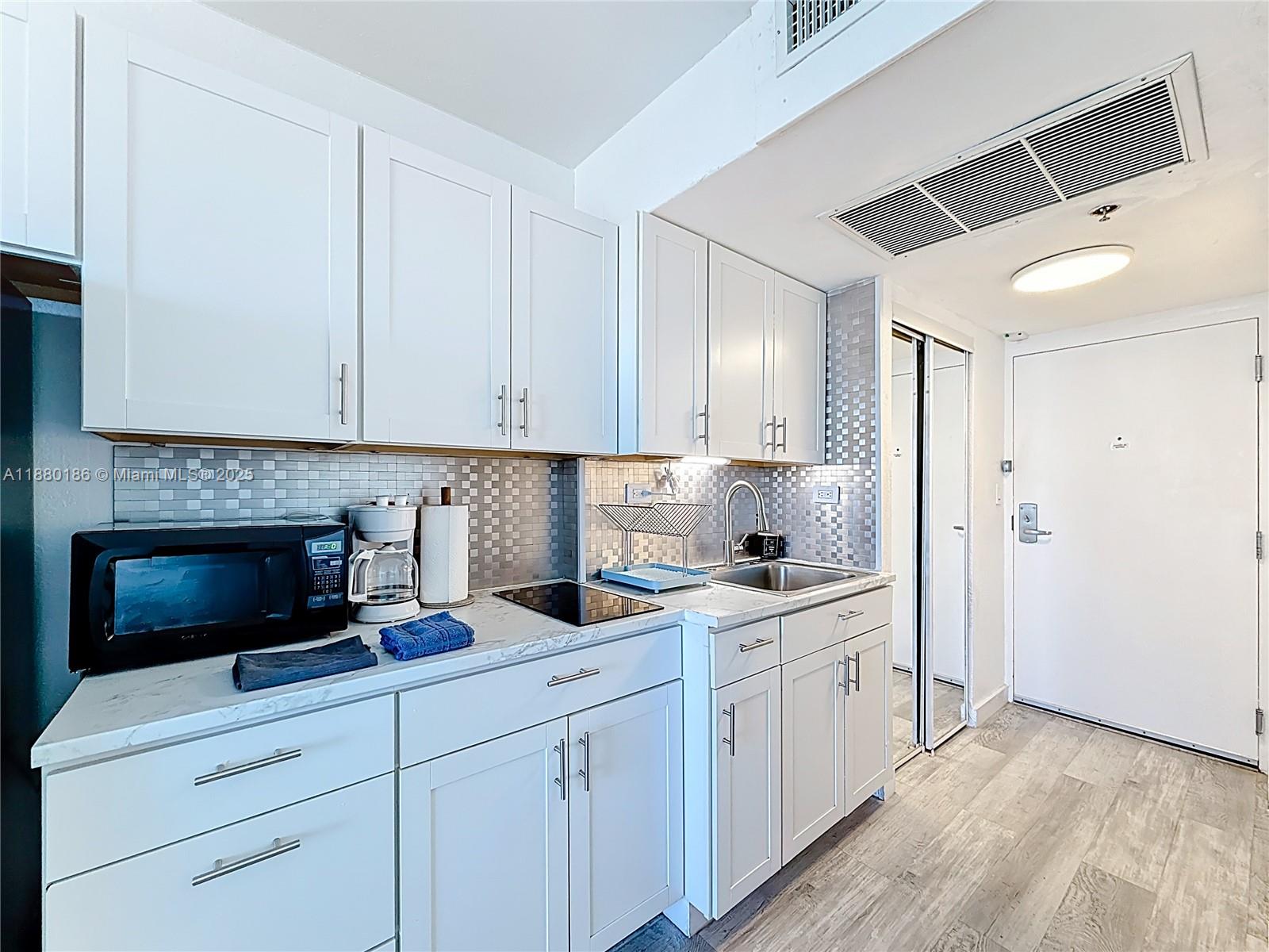 Photo of 19201 Collins Ave  #636, Sunny Isles Beach, Florida, 33160 - 