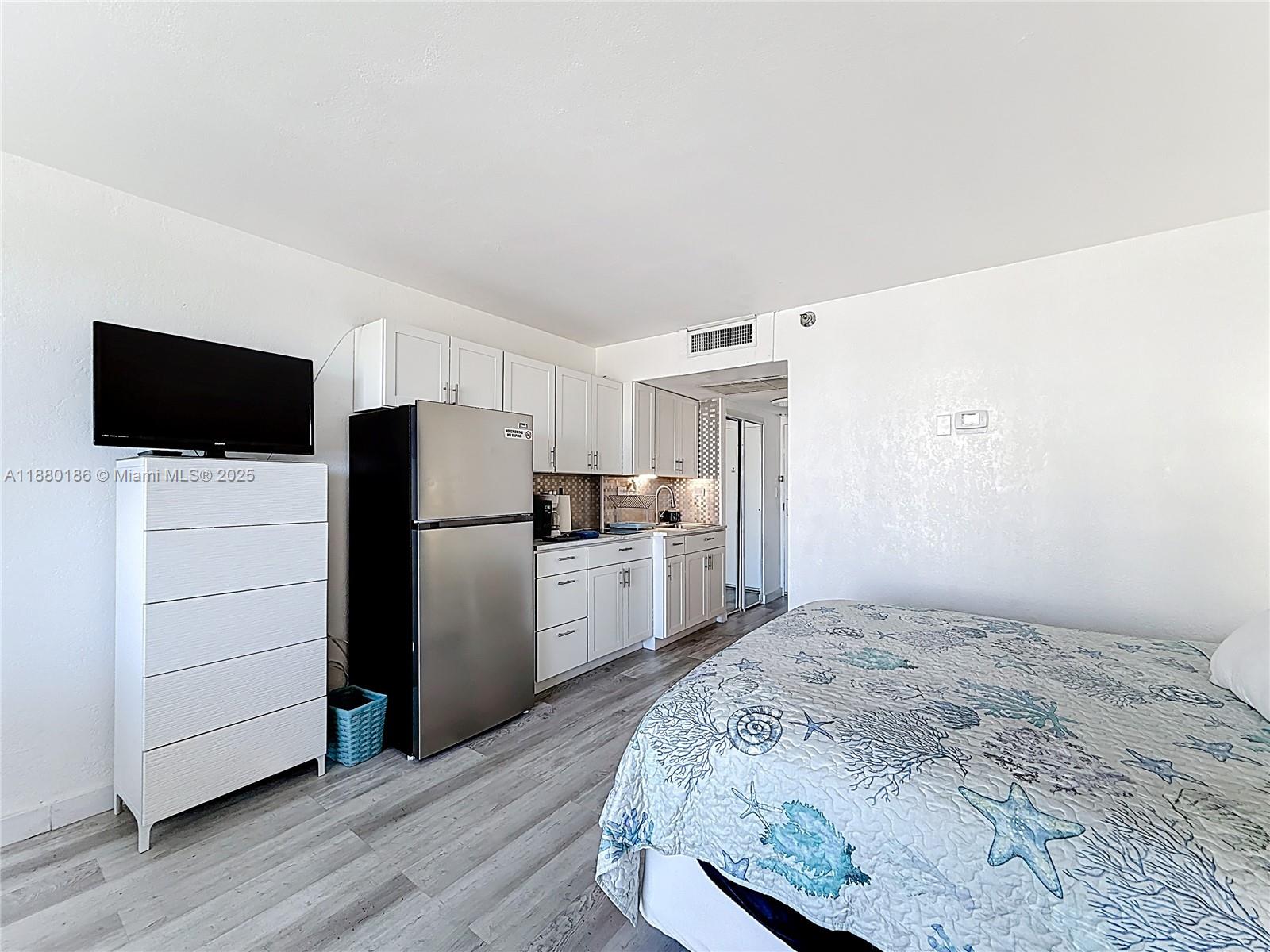 Photo of 19201 Collins Ave  #636, Sunny Isles Beach, Florida, 33160 - 