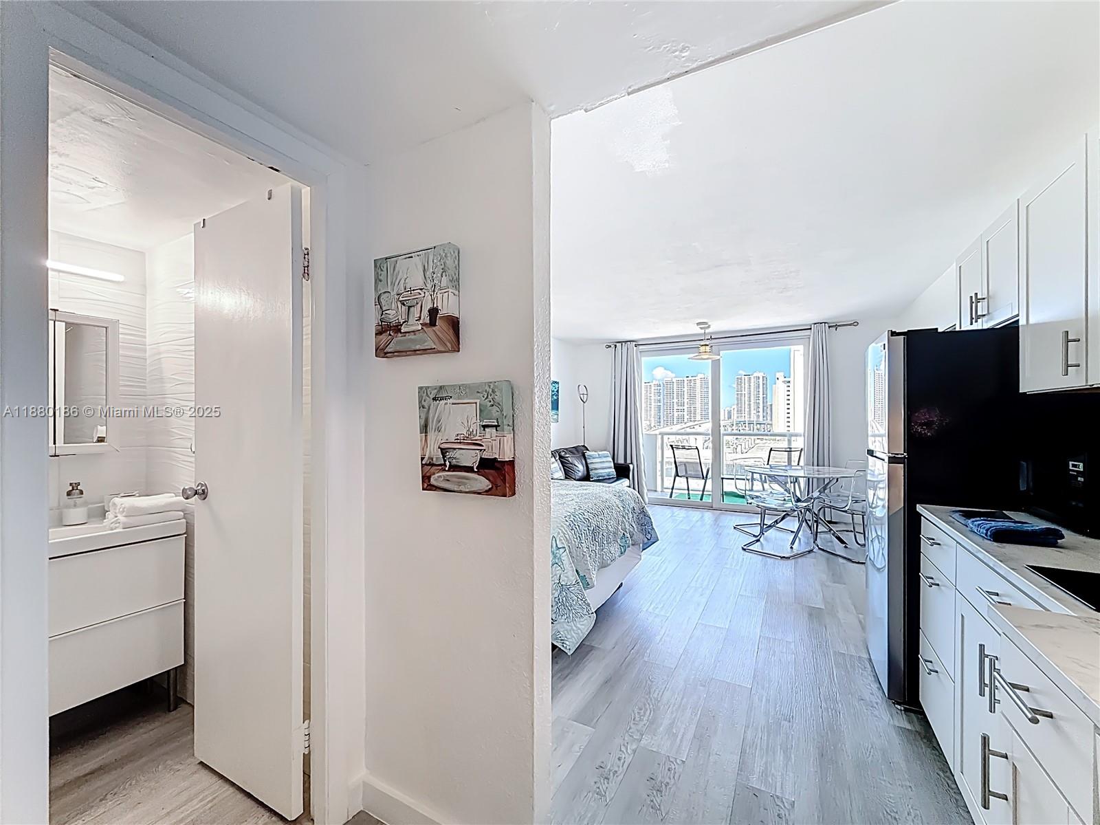 Photo of 19201 Collins Ave  #636, Sunny Isles Beach, Florida, 33160 - 