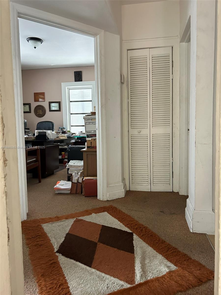   /   sq. ft. $ 2025-09-17 0 Photo